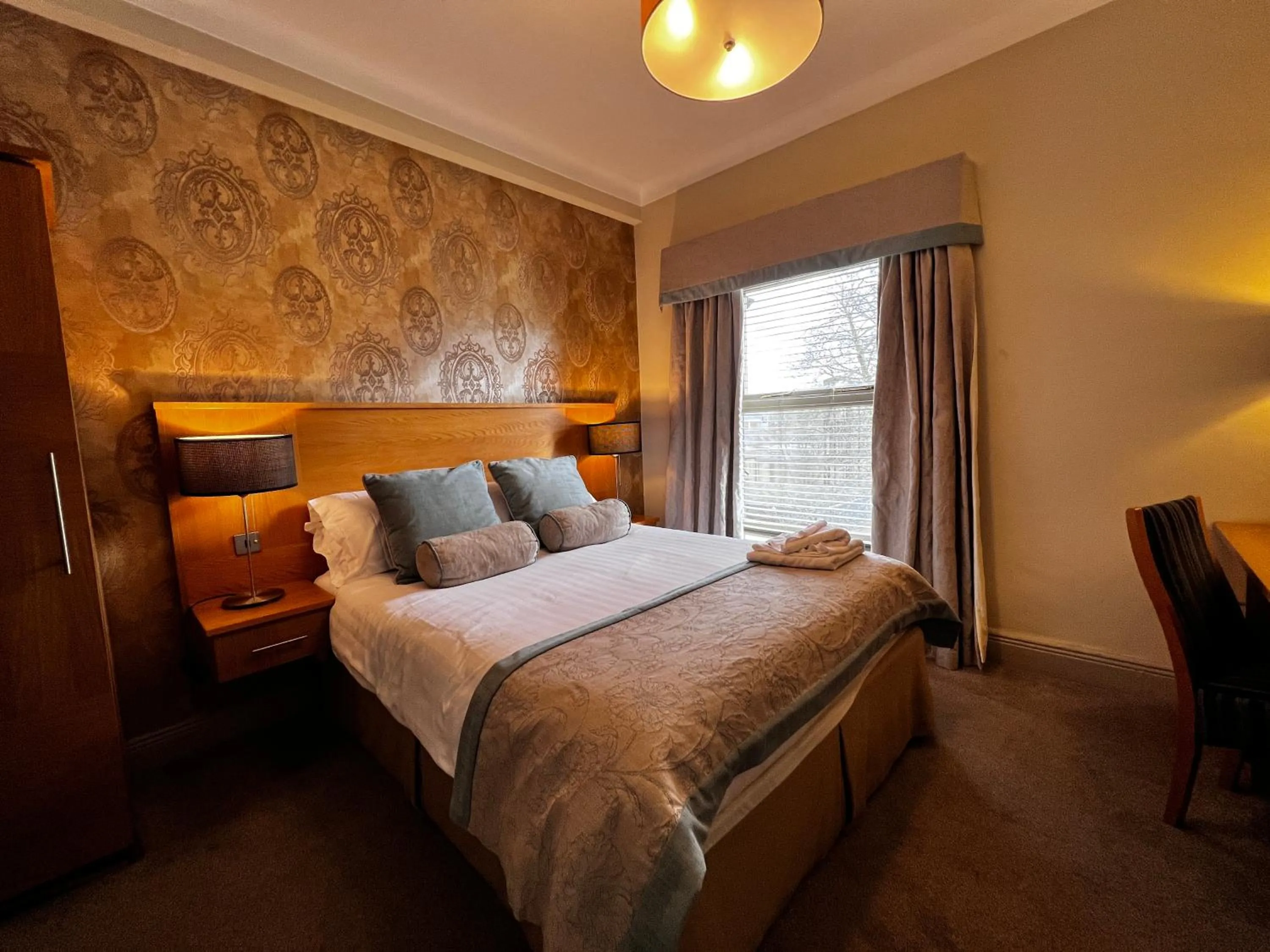 Bed in Herriots Hotel