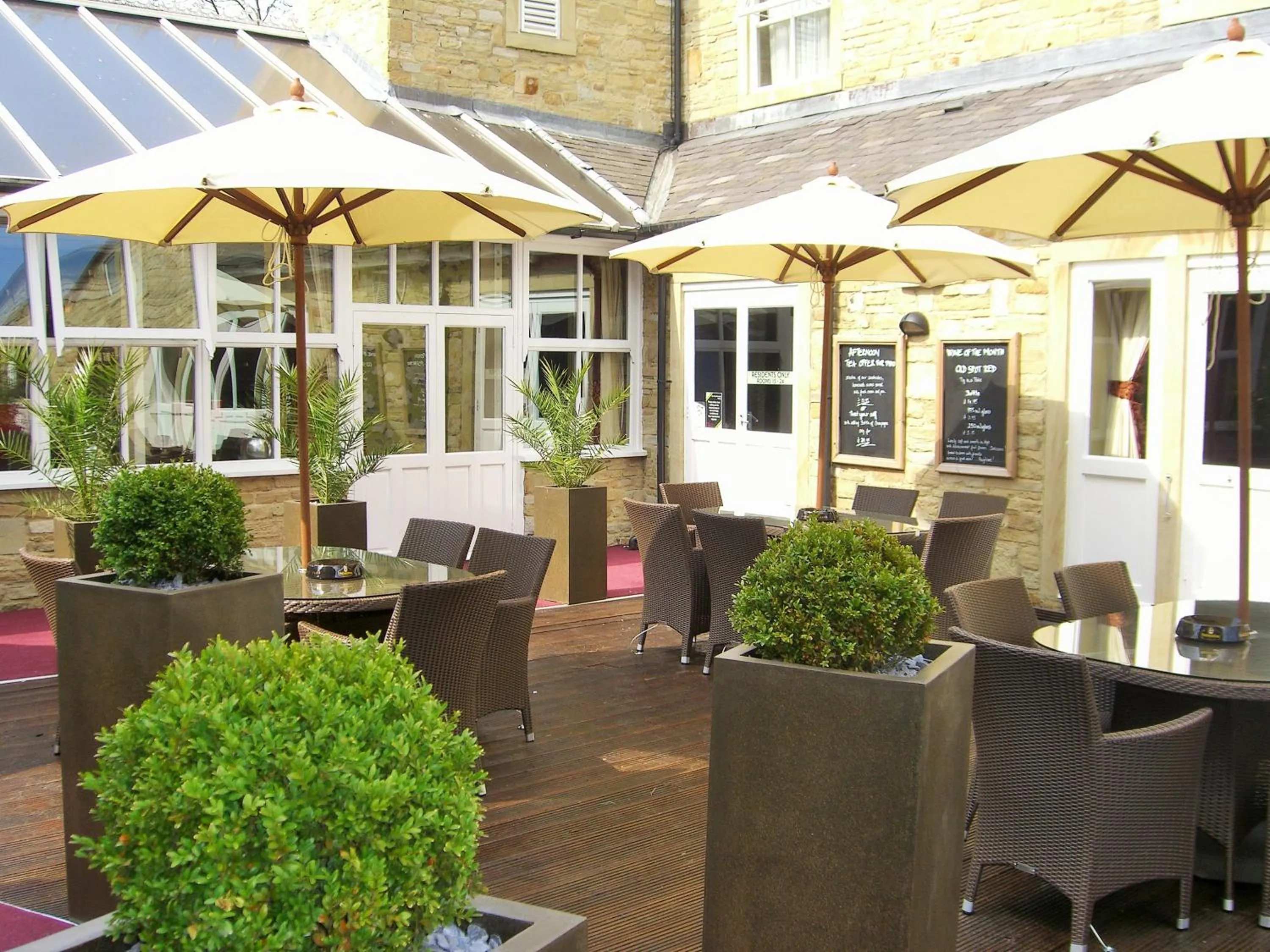 Patio in Herriots Hotel