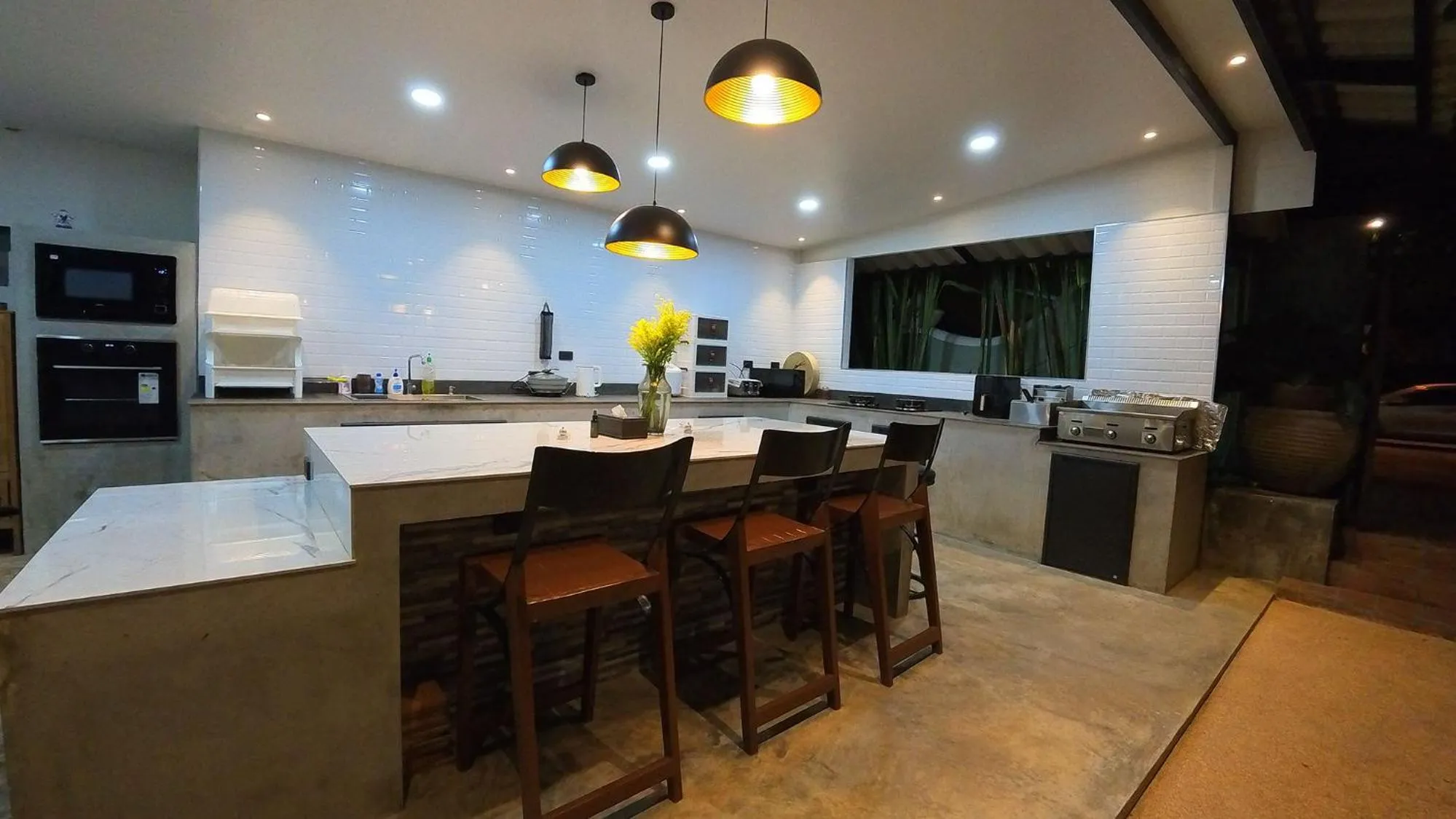 Kitchen or kitchenette in Tolani Riverside Villa