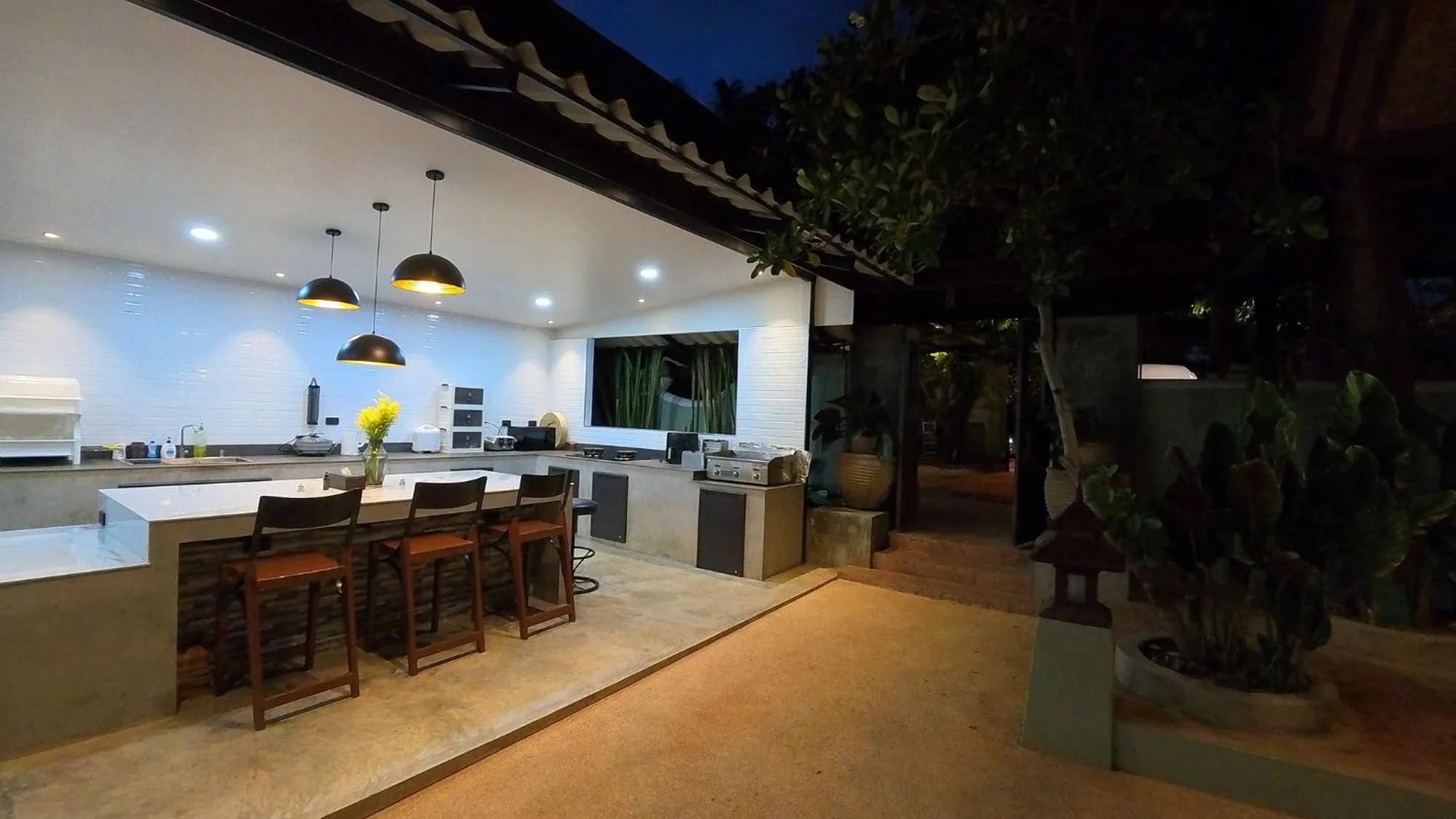 Kitchen or kitchenette in Tolani Riverside Villa