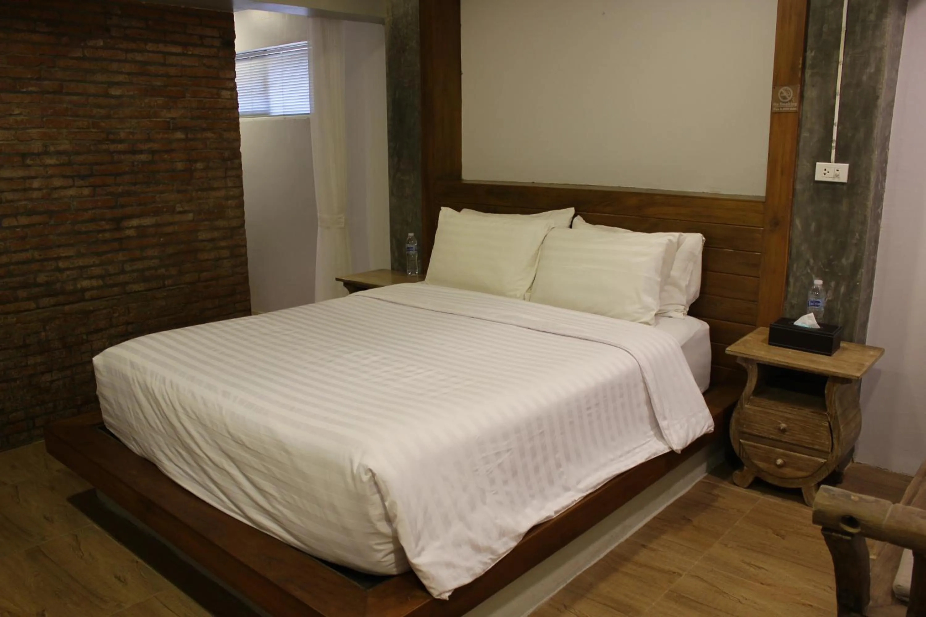 Property building, Bed in Tolani Riverside Villa