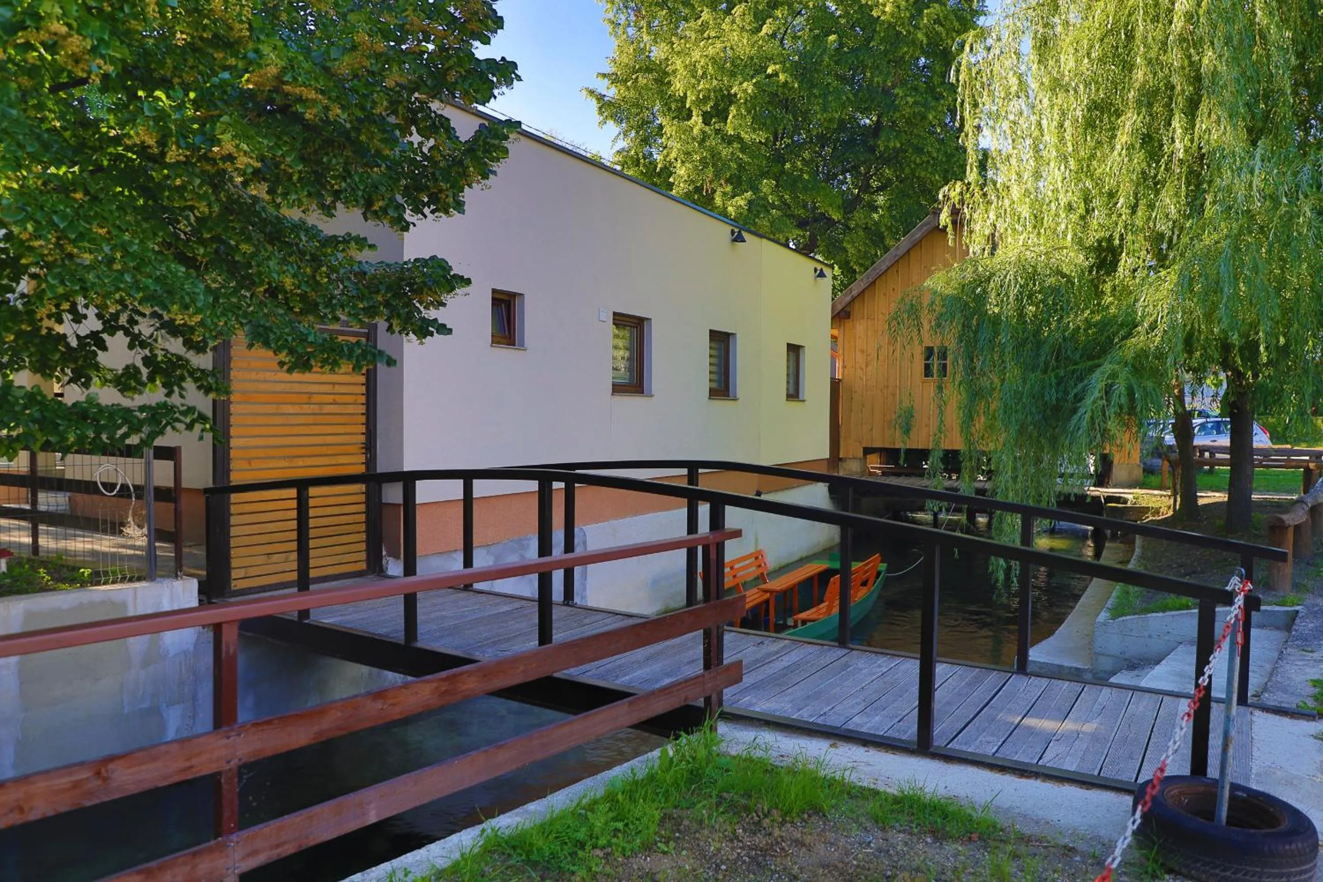Property building in Apartment Vila Tara