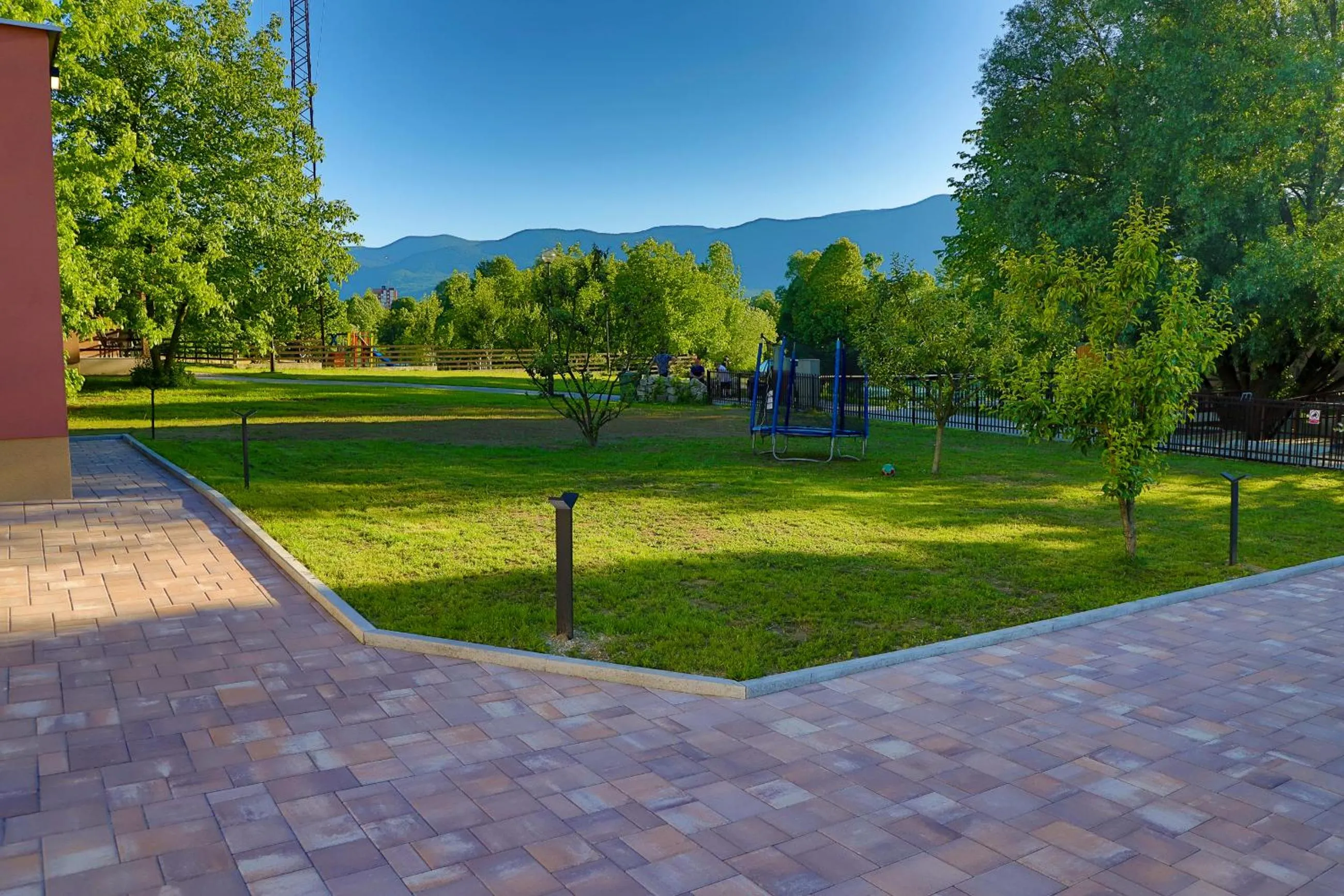 Garden view in Apartment Vila Tara