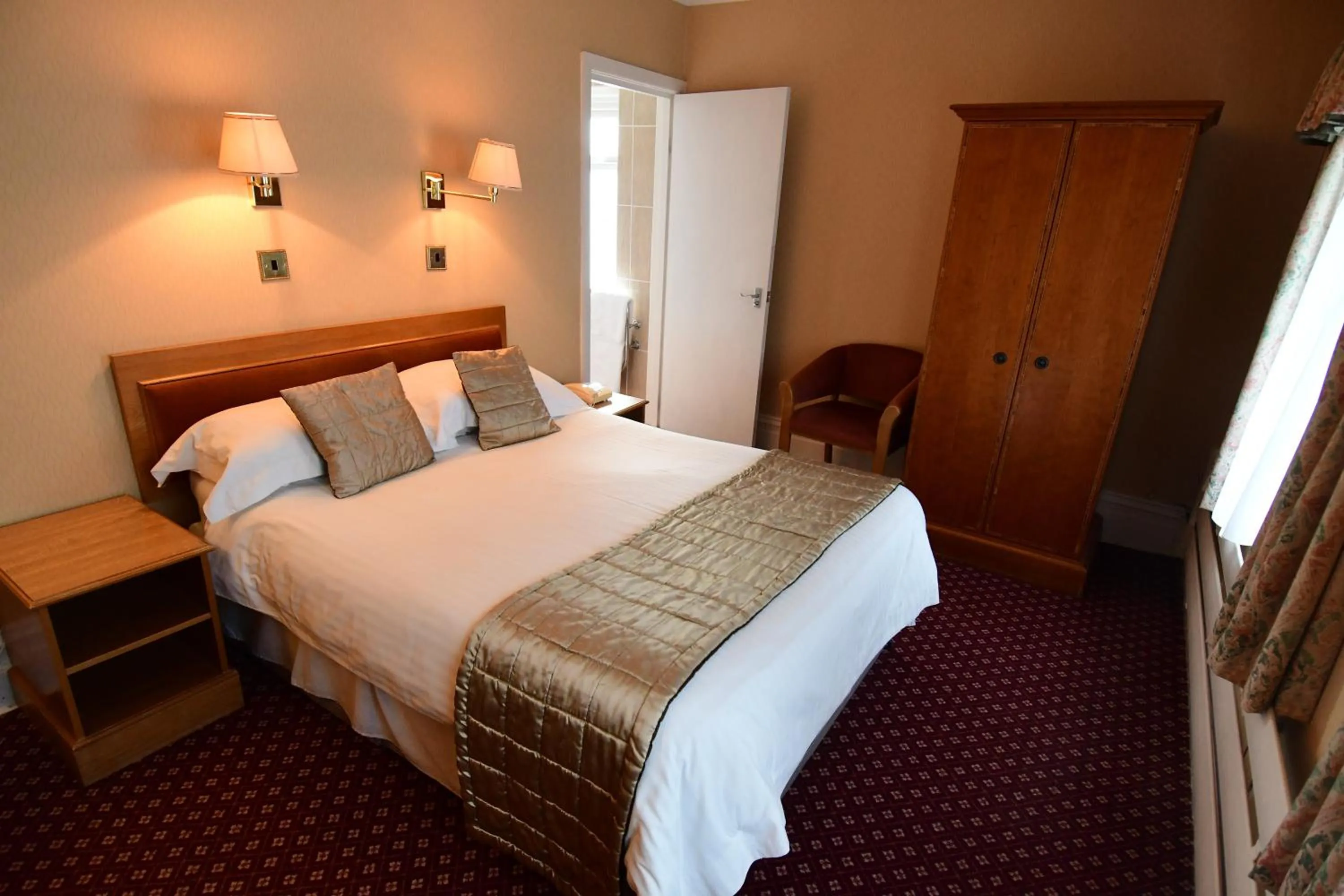 Bedroom, Bed in The Trouville Bournemouth