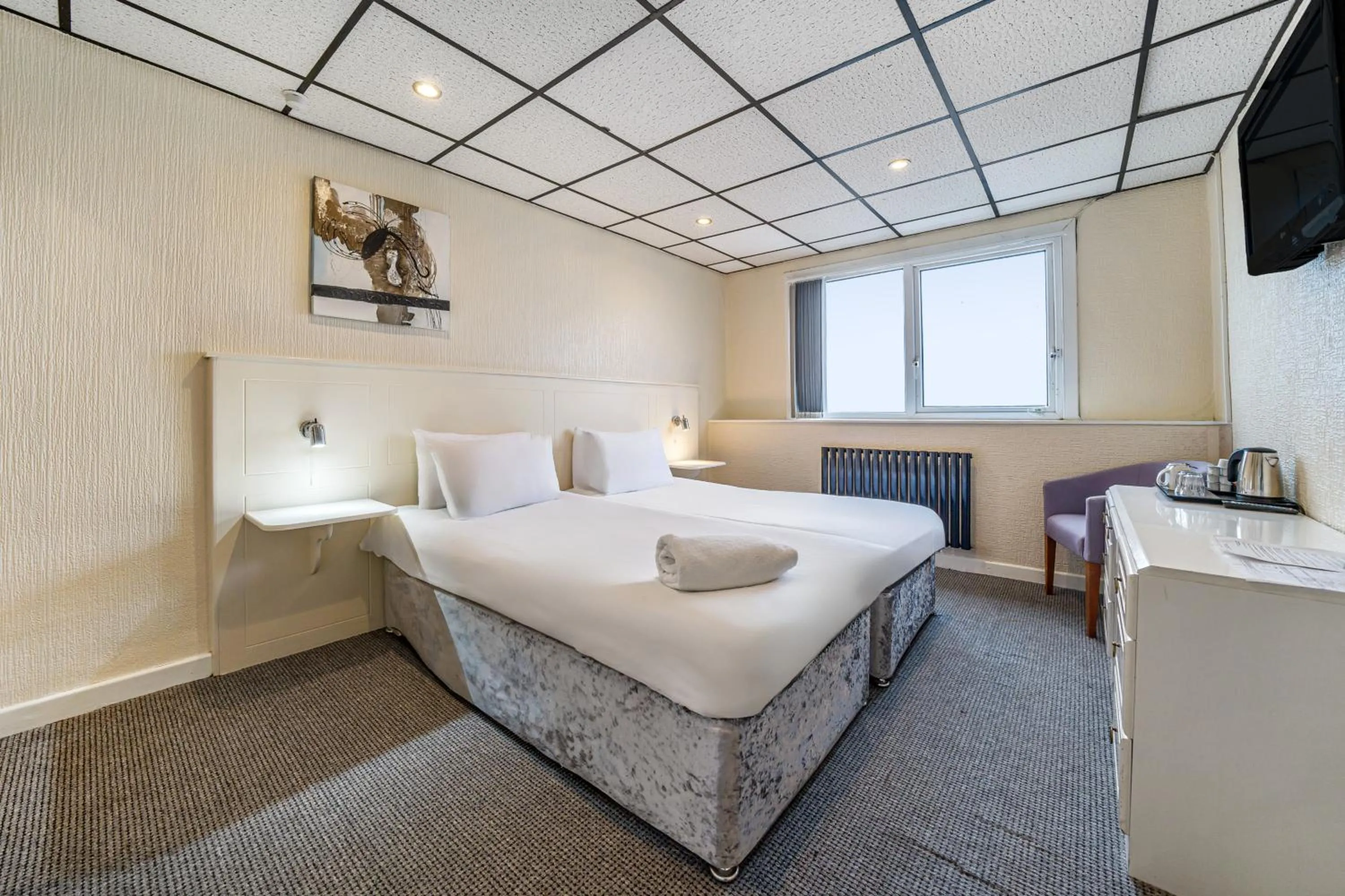 Bedroom, Bed in Bluewaters Hotel Blackpool