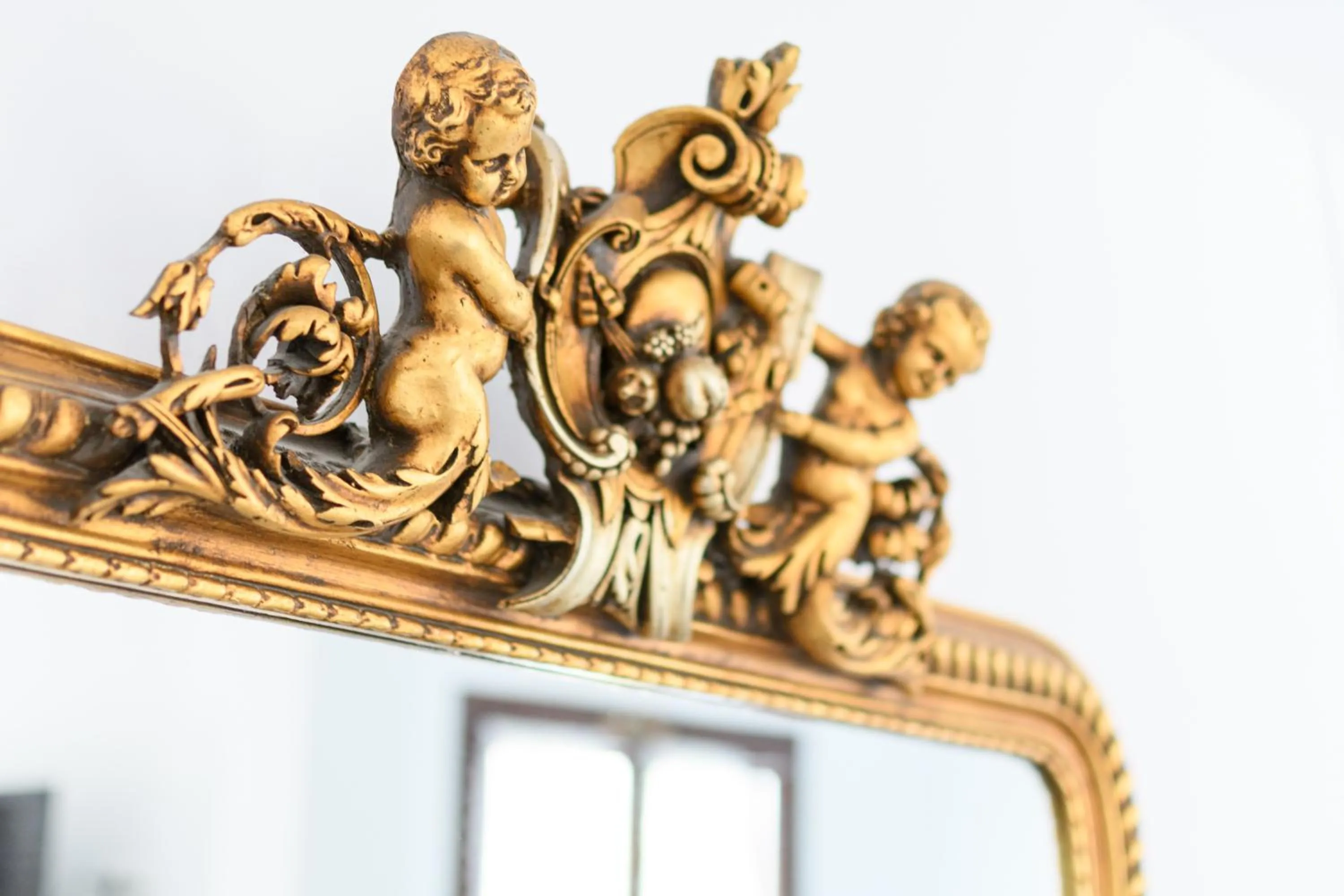 Decorative detail in Villa Notos