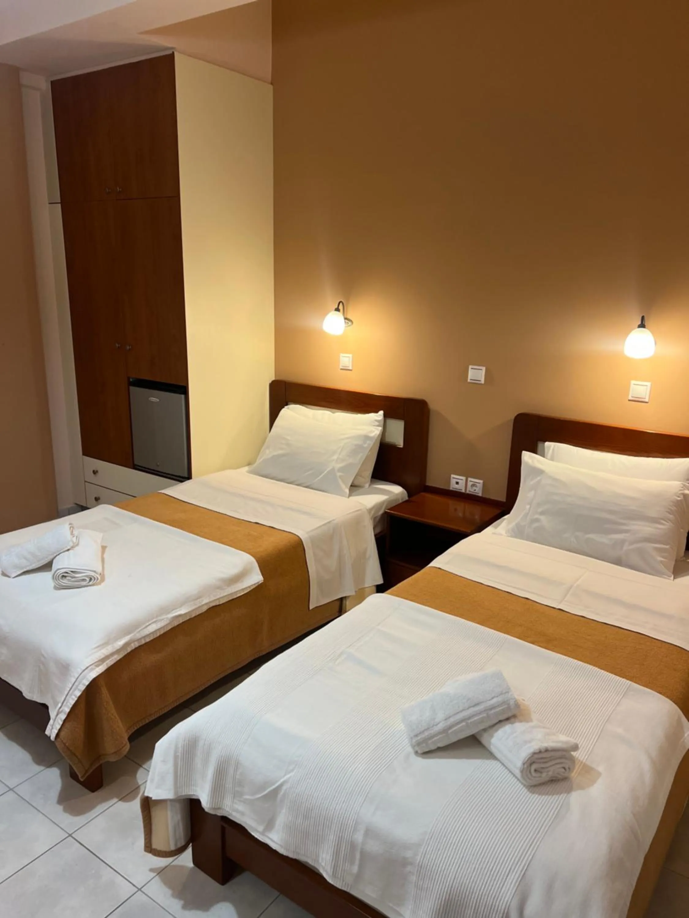 Bed in Hotel Nevada Kalamata