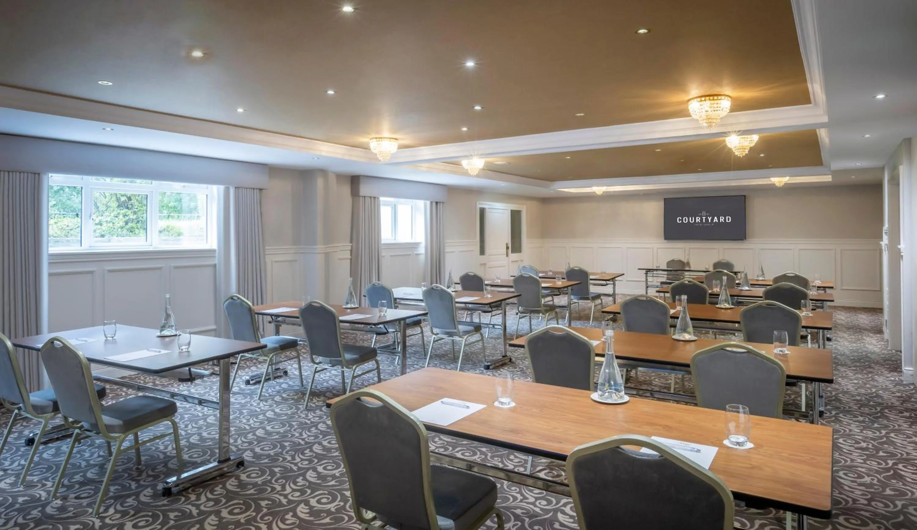Meeting/conference room in Court Yard Hotel