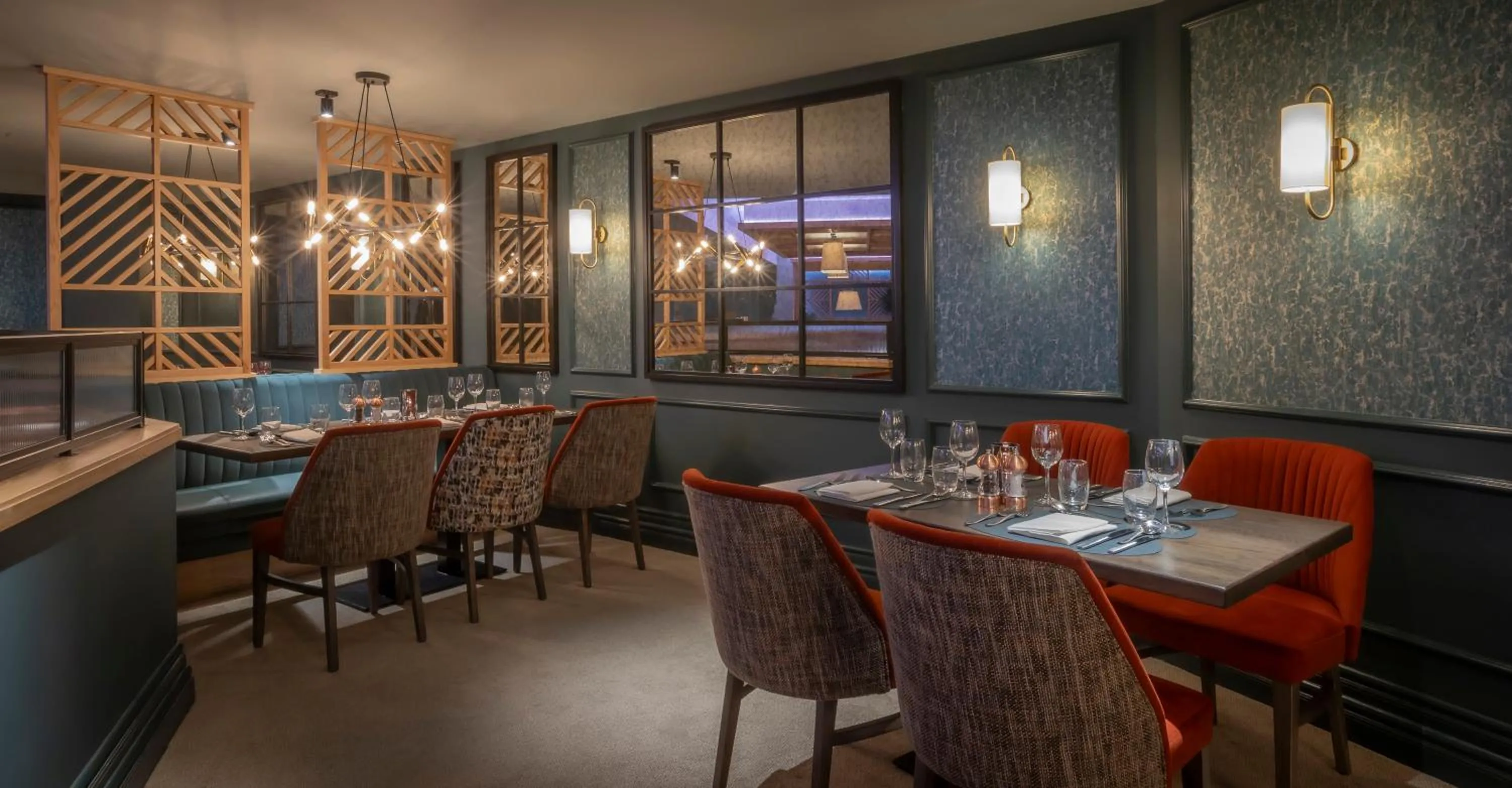 Restaurant/places to eat in Bracken Court Hotel