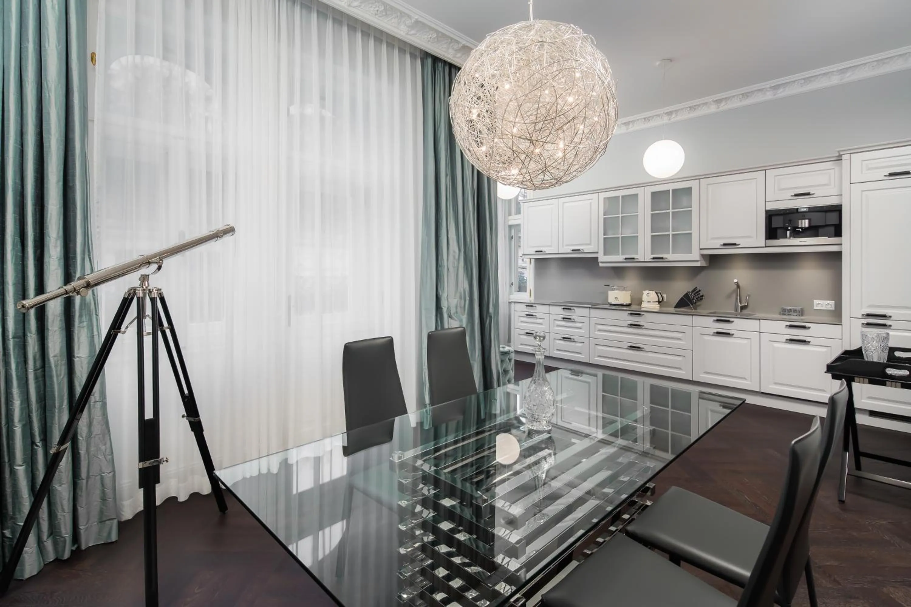 Kitchen or kitchenette in Rubin Luxury Apartments
