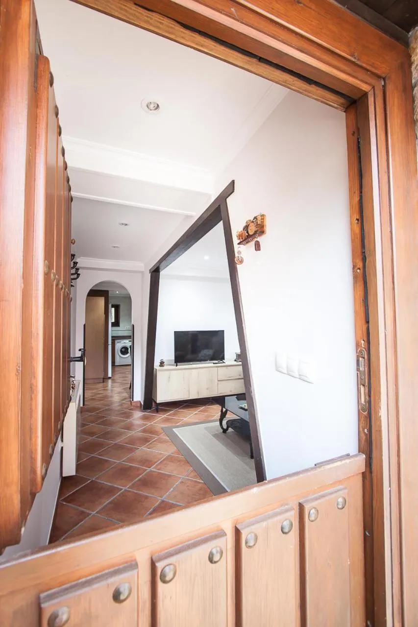 Bed in Busgosu, casa a 300 m de la playa de Poo VV-993-AS