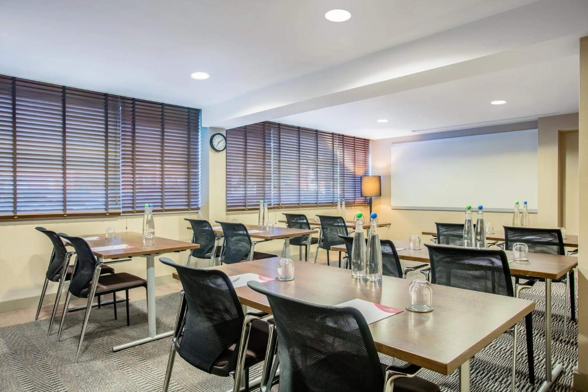 Meeting/conference room in Crowne Plaza Manchester Airport by IHG