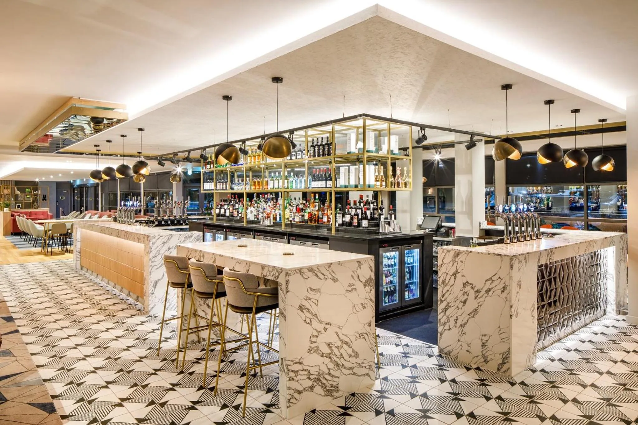 Lounge or bar in Crowne Plaza Manchester Airport by IHG
