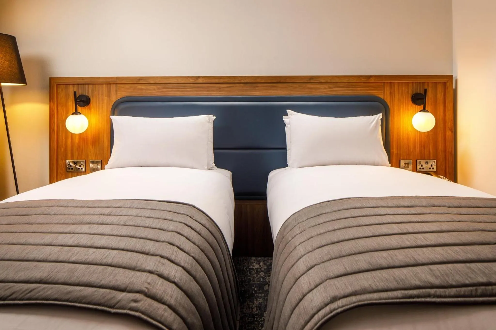 Photo of the whole room, Bed in Crowne Plaza Manchester Airport by IHG