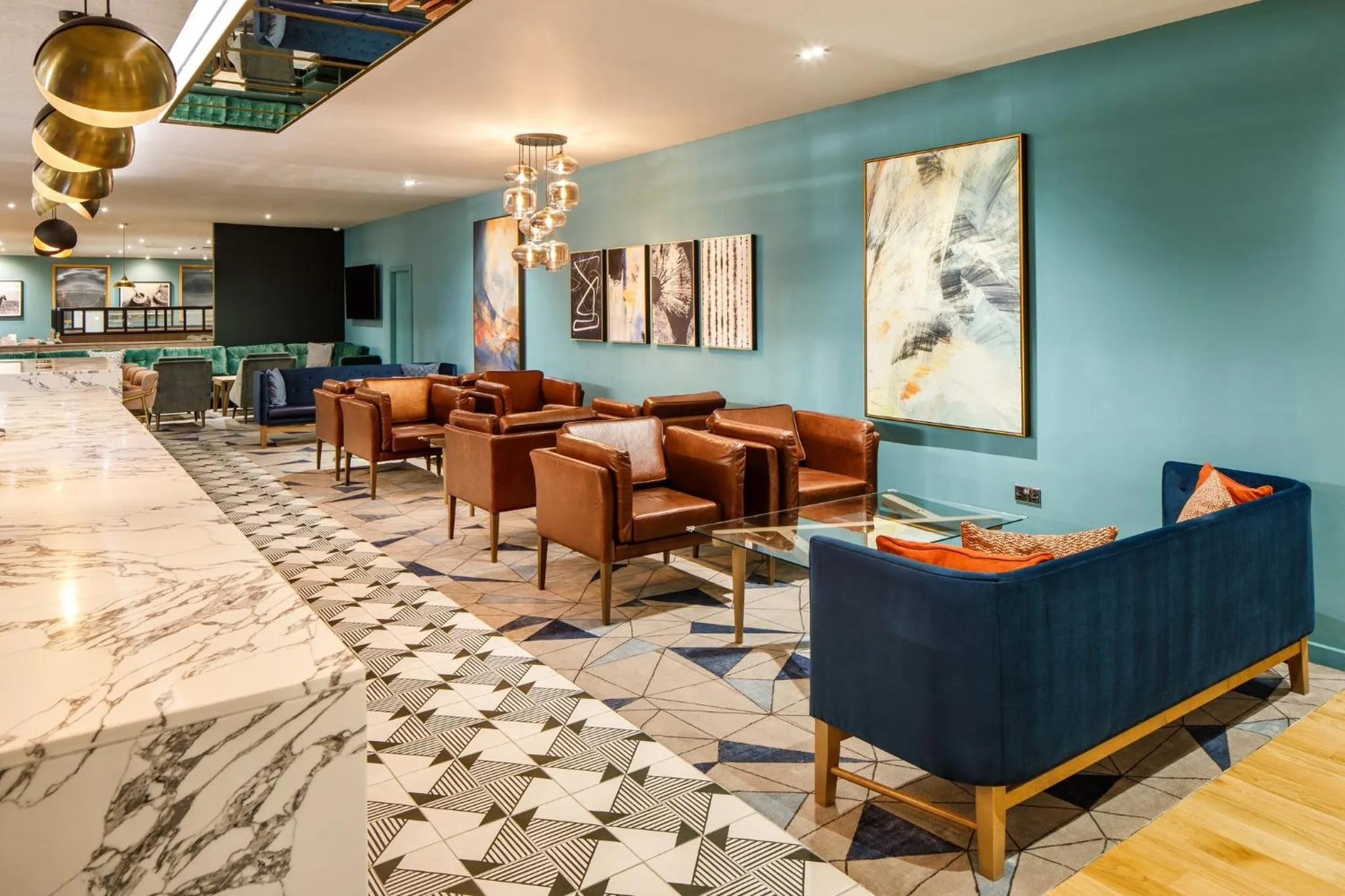 Lounge or bar in Crowne Plaza Manchester Airport by IHG