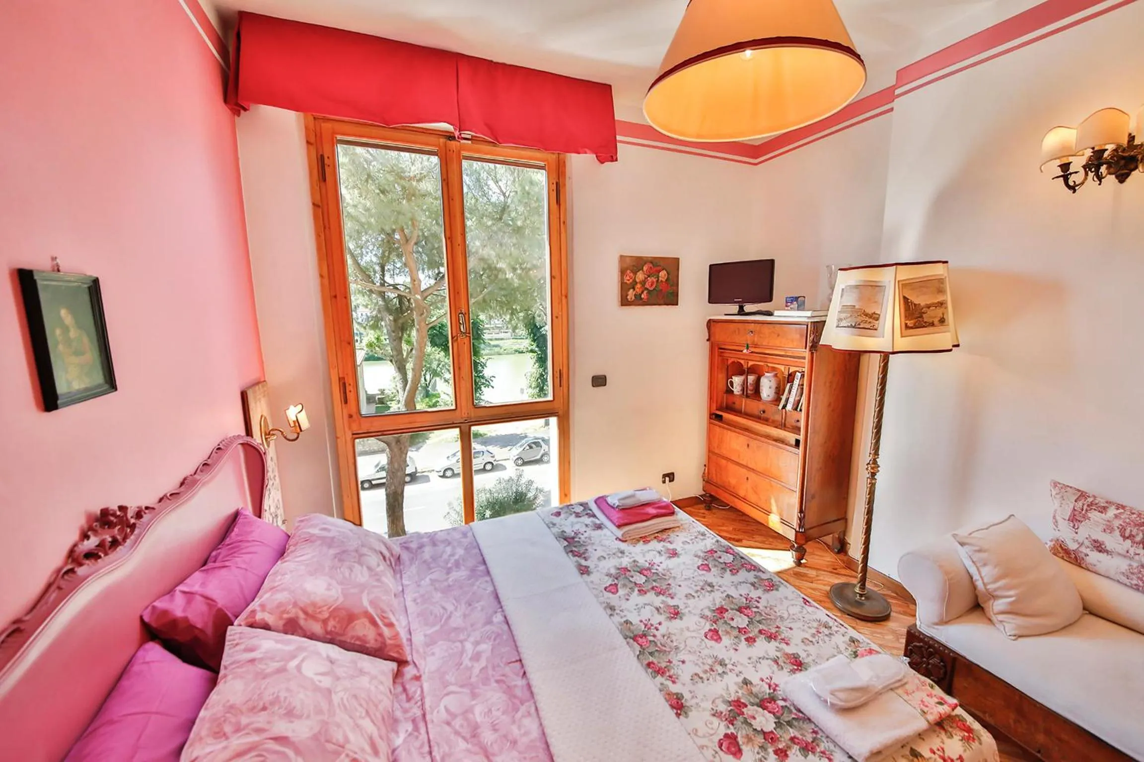 Photo of the whole room, Bed in Baronessa B&B Florence