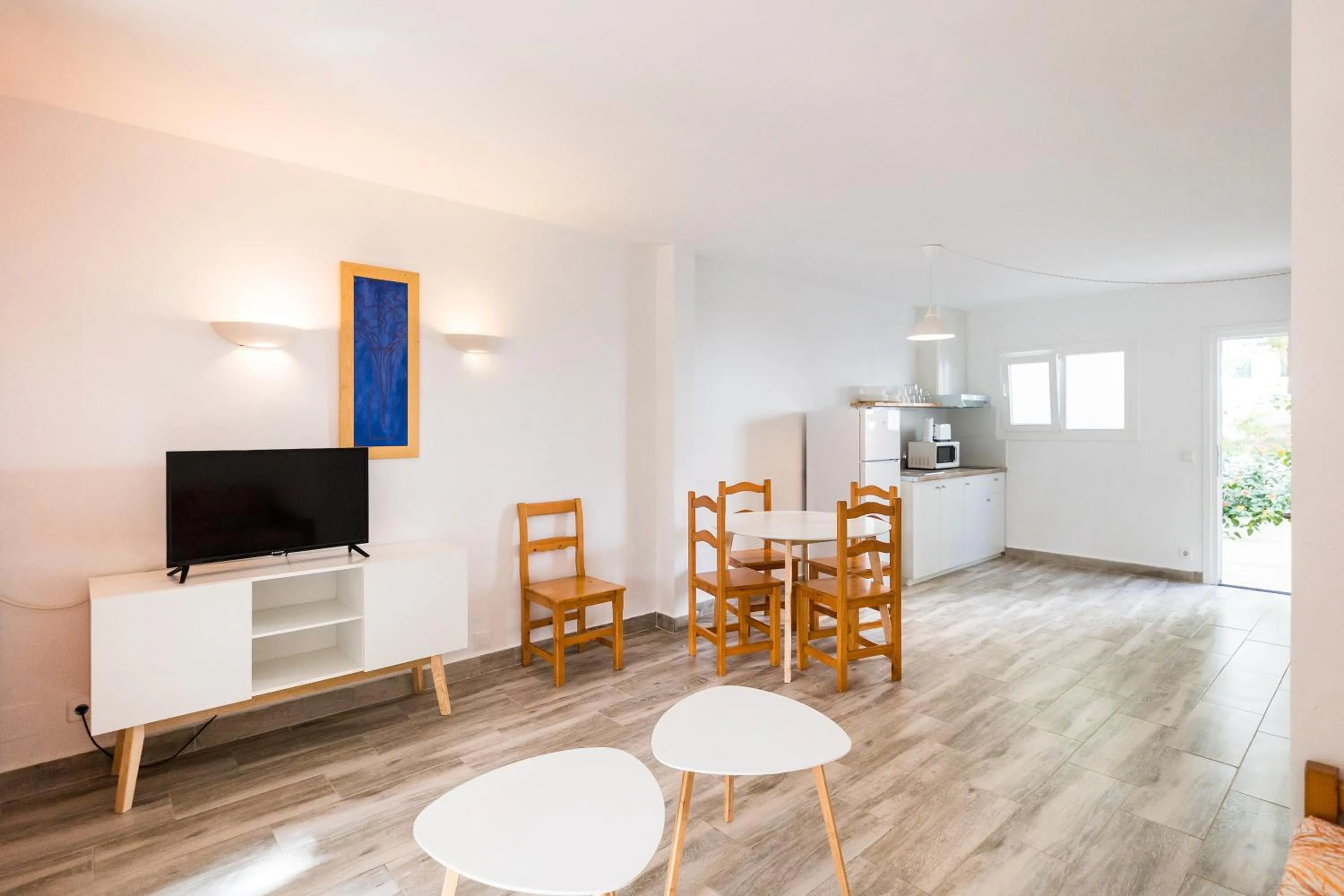 TV and multimedia in Sol Parc Hotel & Apartments