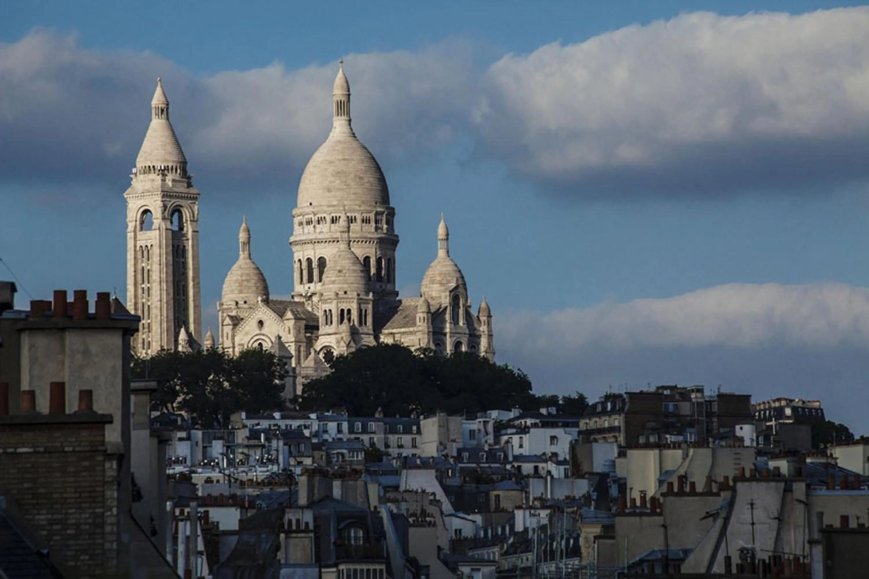 Landmark view in Cote Montmartre