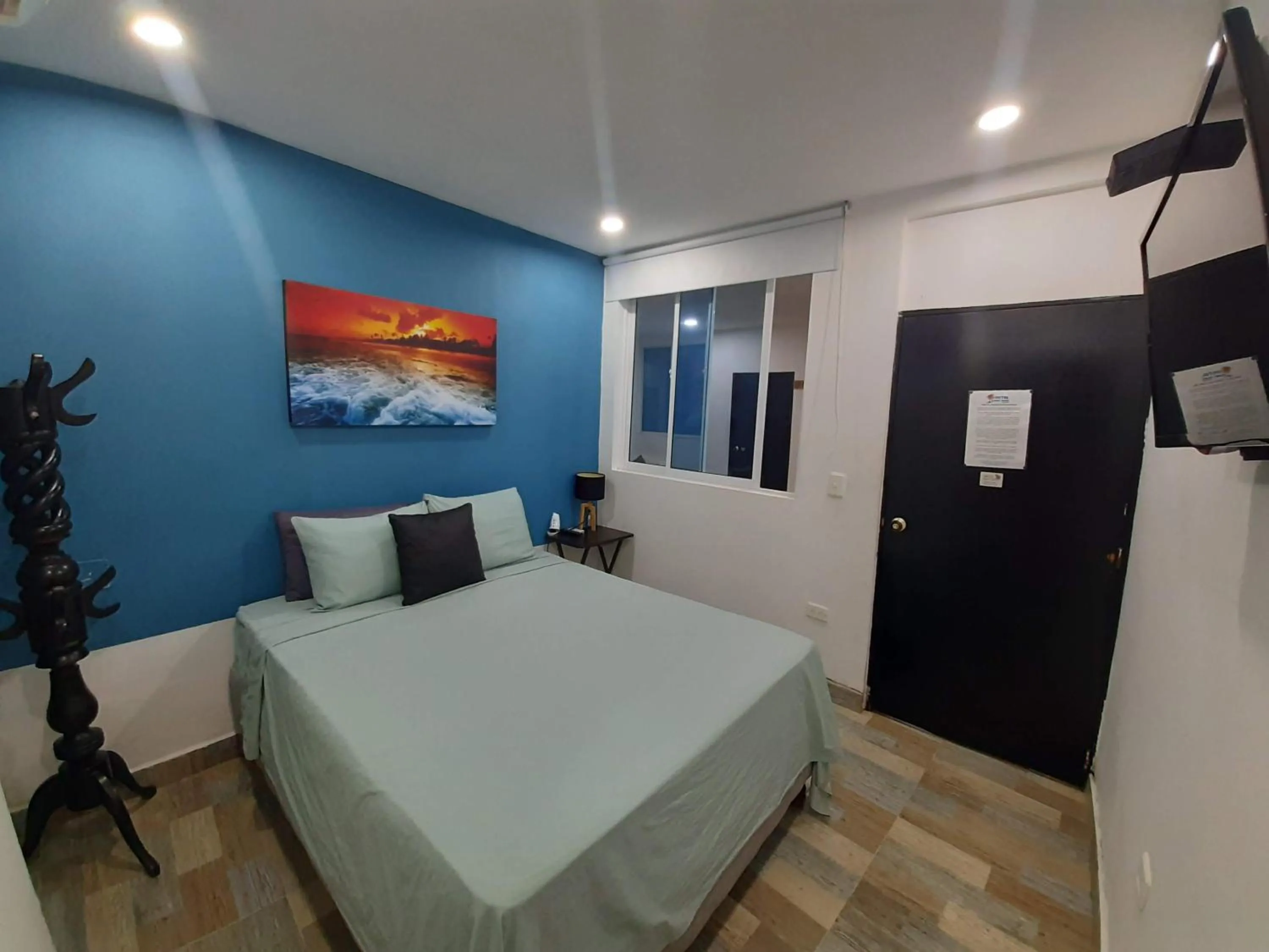 Bedroom, Bed in Hotel Sunset Beach