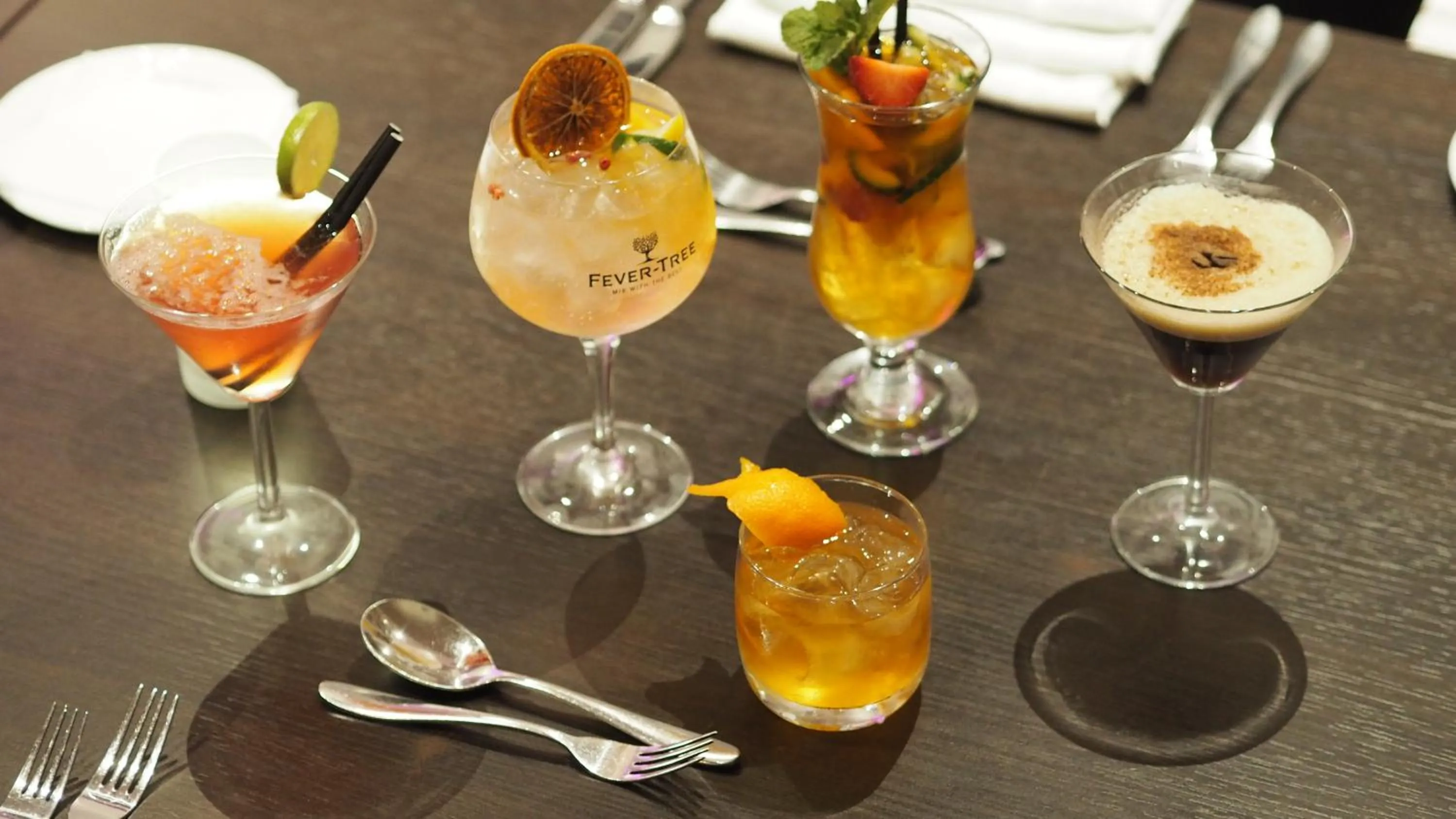 Drinks in Stoke By Nayland Hotel, Golf & Spa