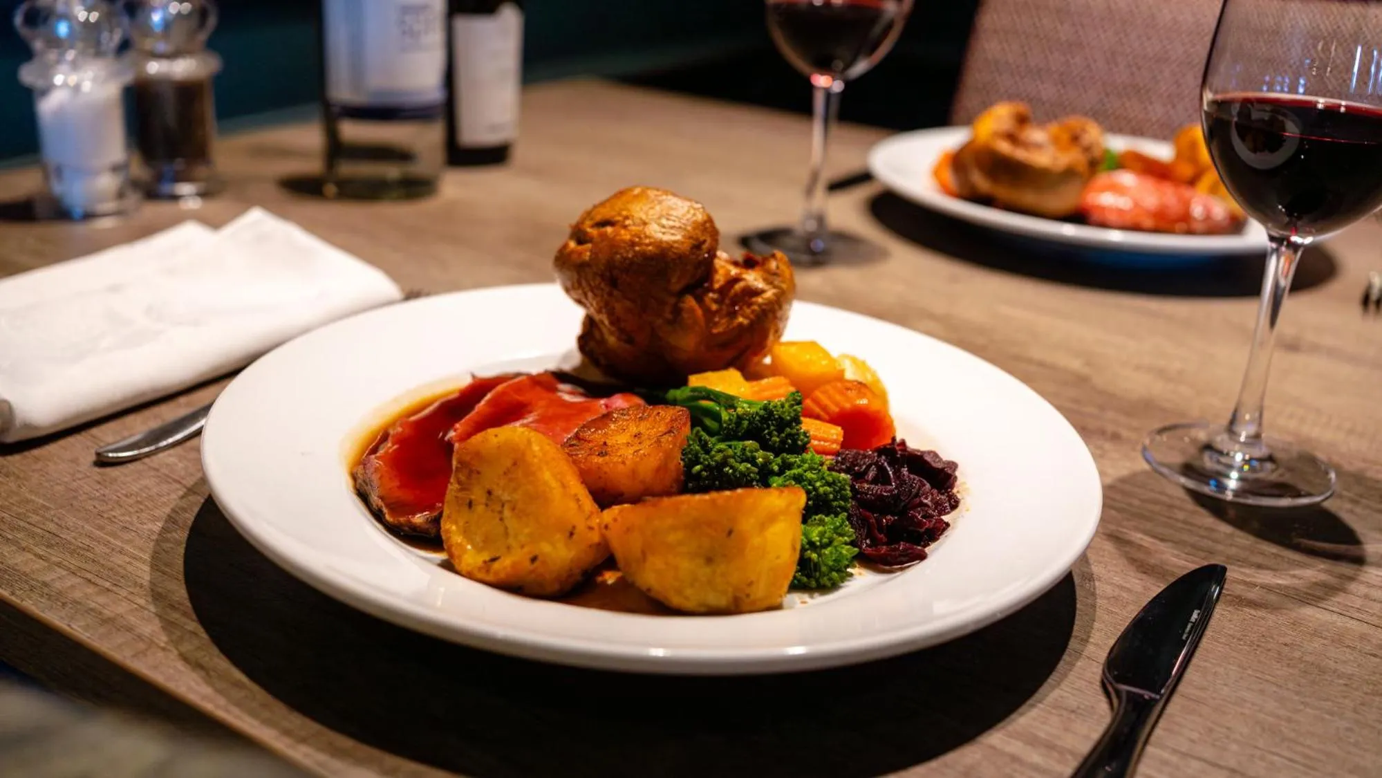 Food and drinks in Stoke By Nayland Hotel, Golf & Spa