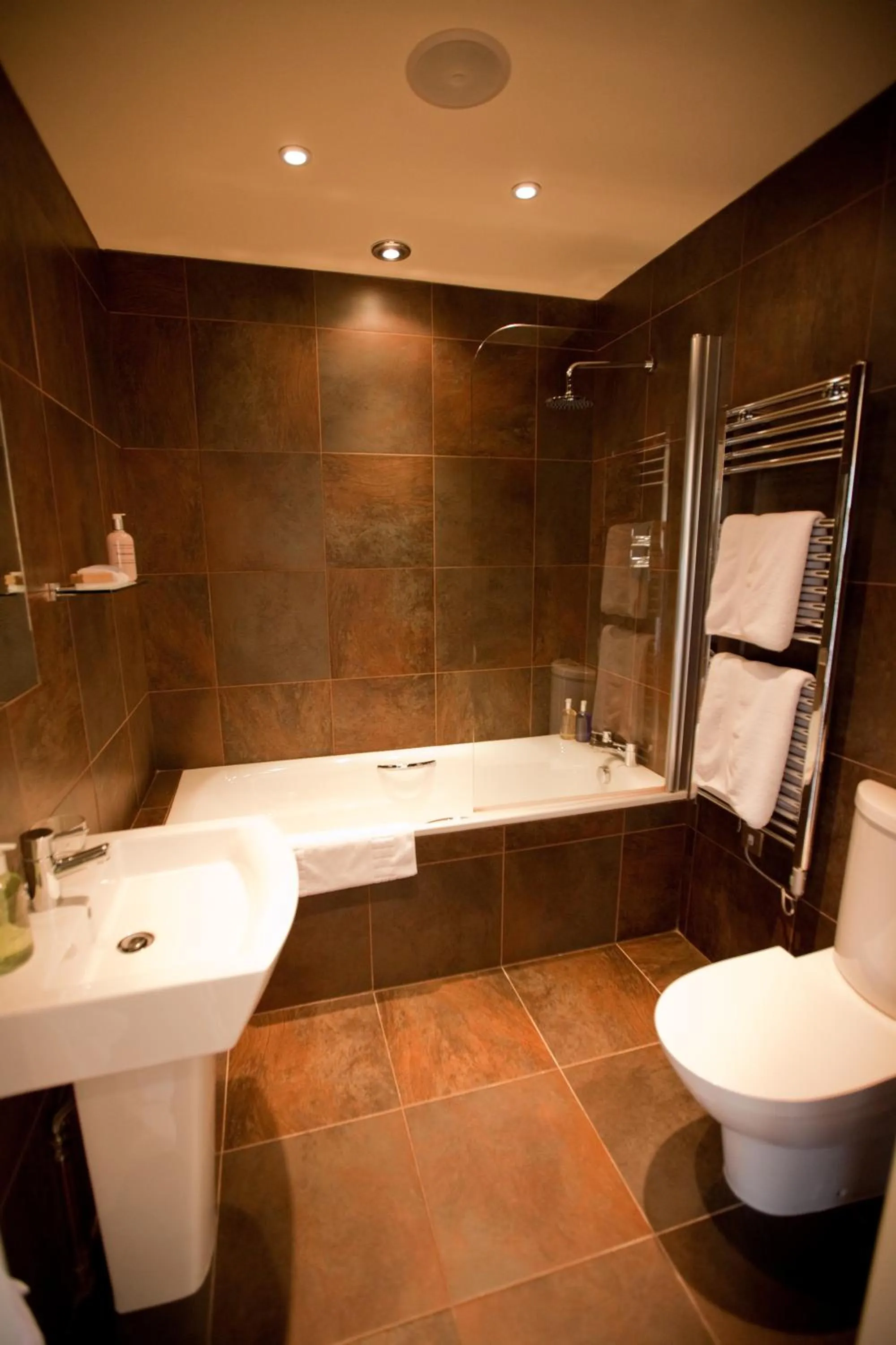 Bathroom in Channels Hotel