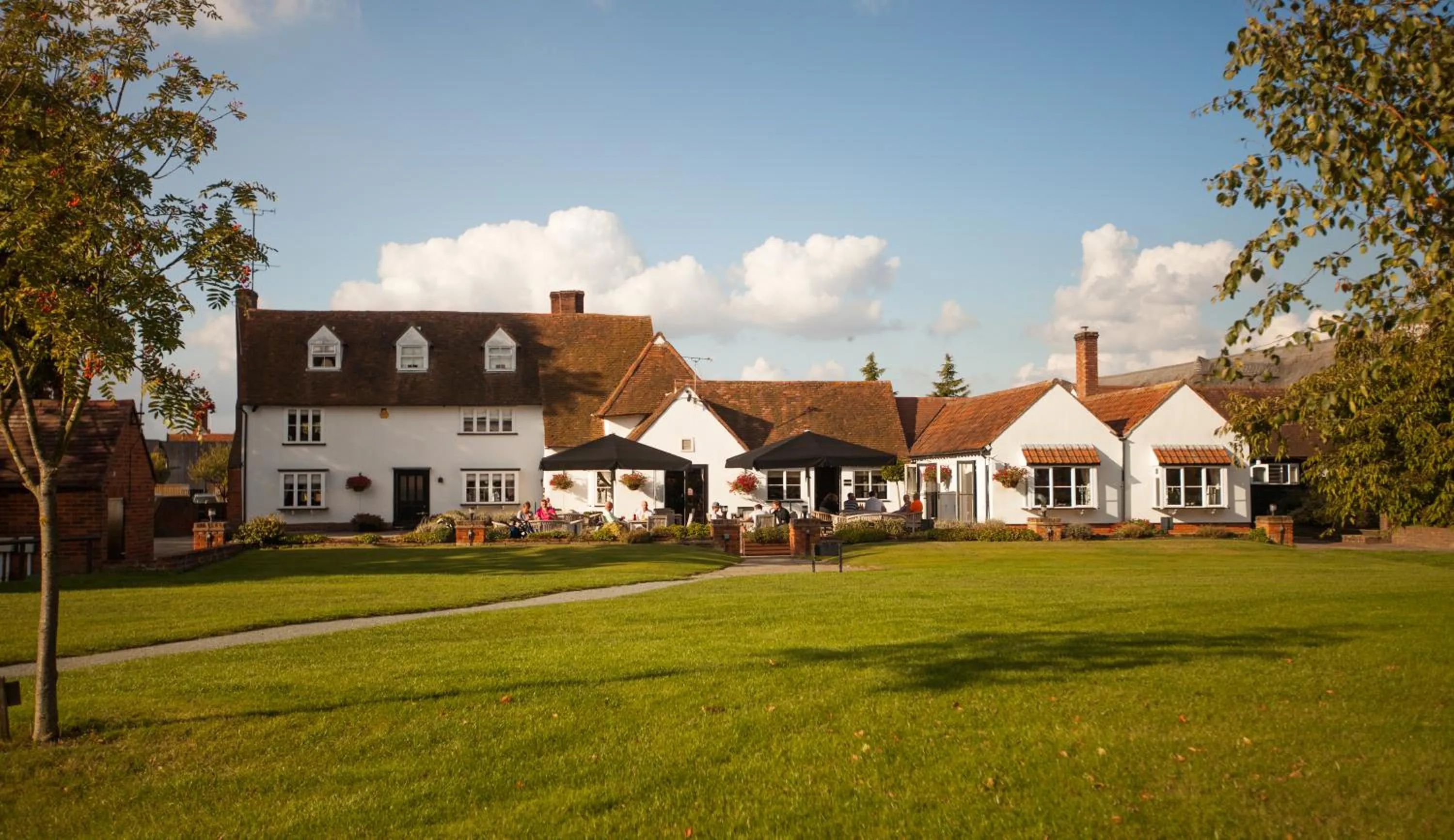 Restaurant/places to eat in Channels Hotel