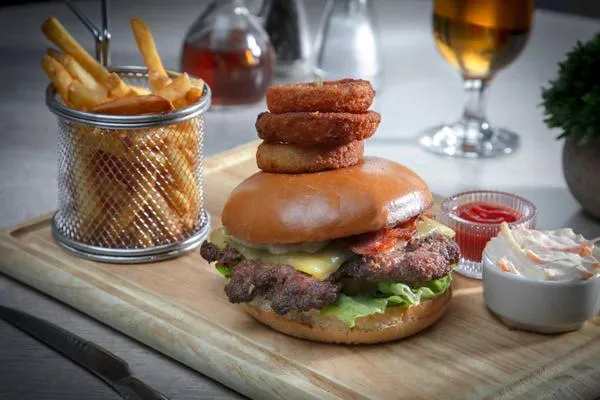 Restaurant/places to eat in Glendower Hotel BW Signature Collection