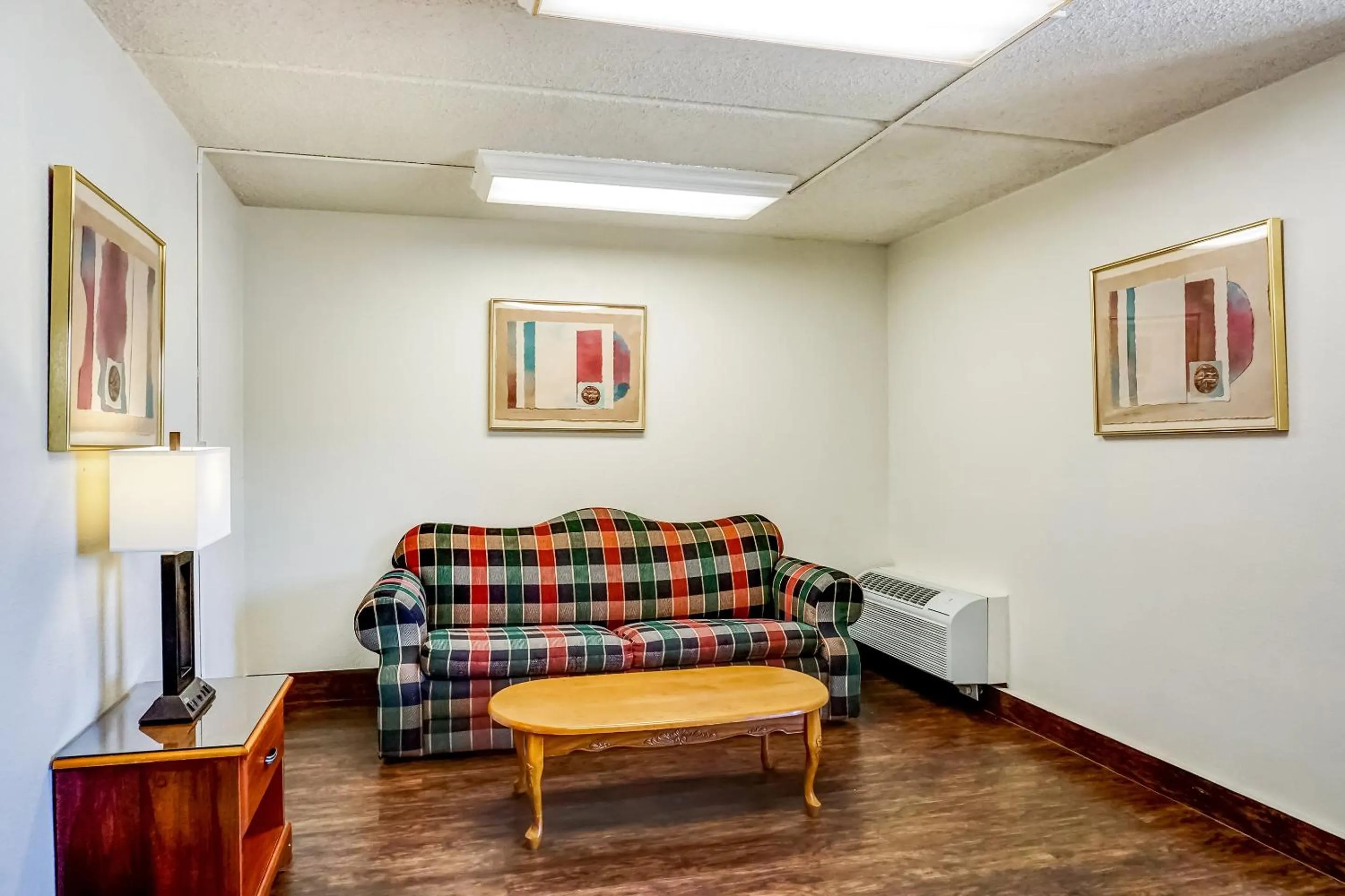 Bedroom in OYO Hotel Killeen East Central