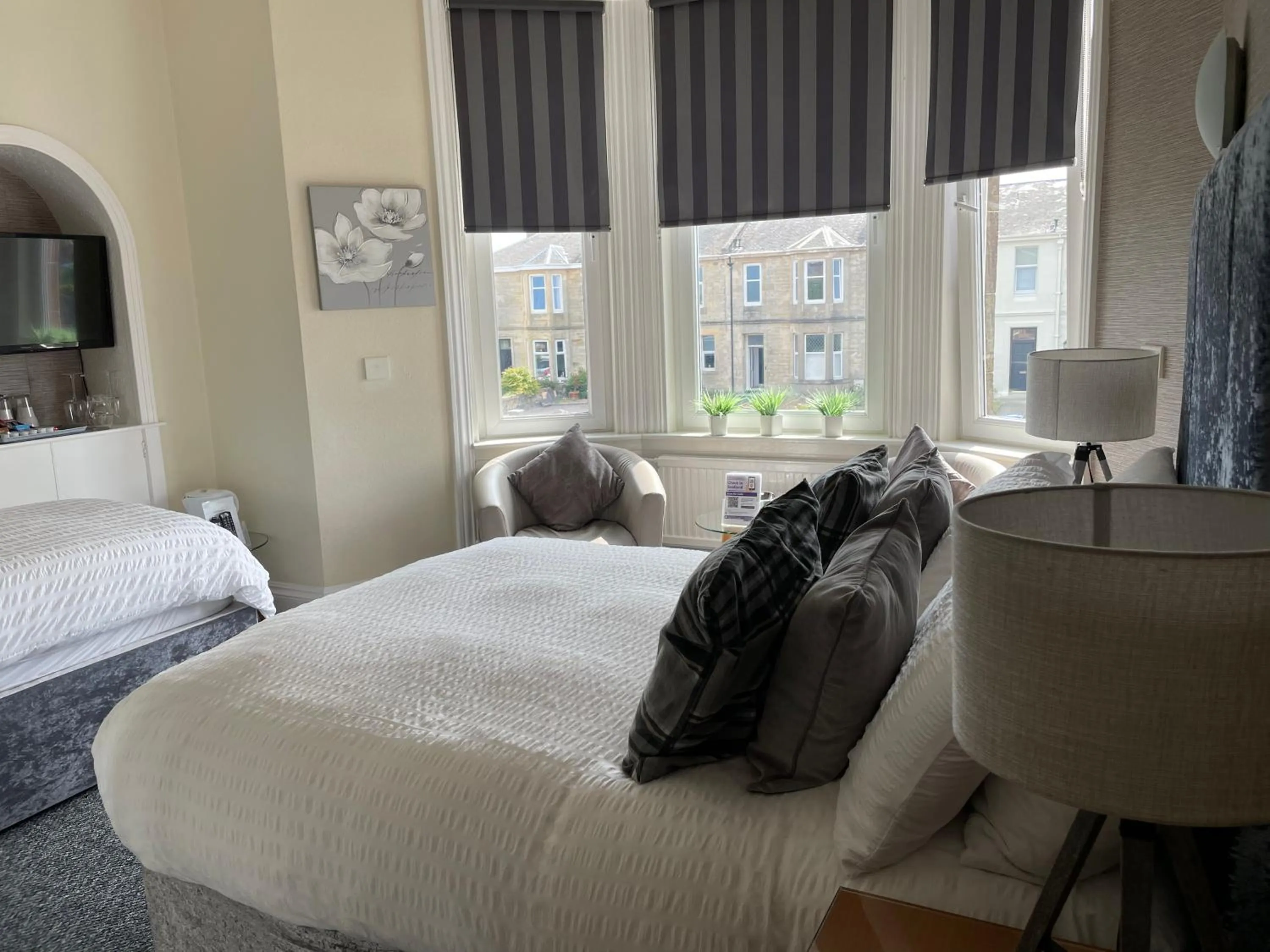 Bedroom, Bed in Beechwood Ensuite Guest House