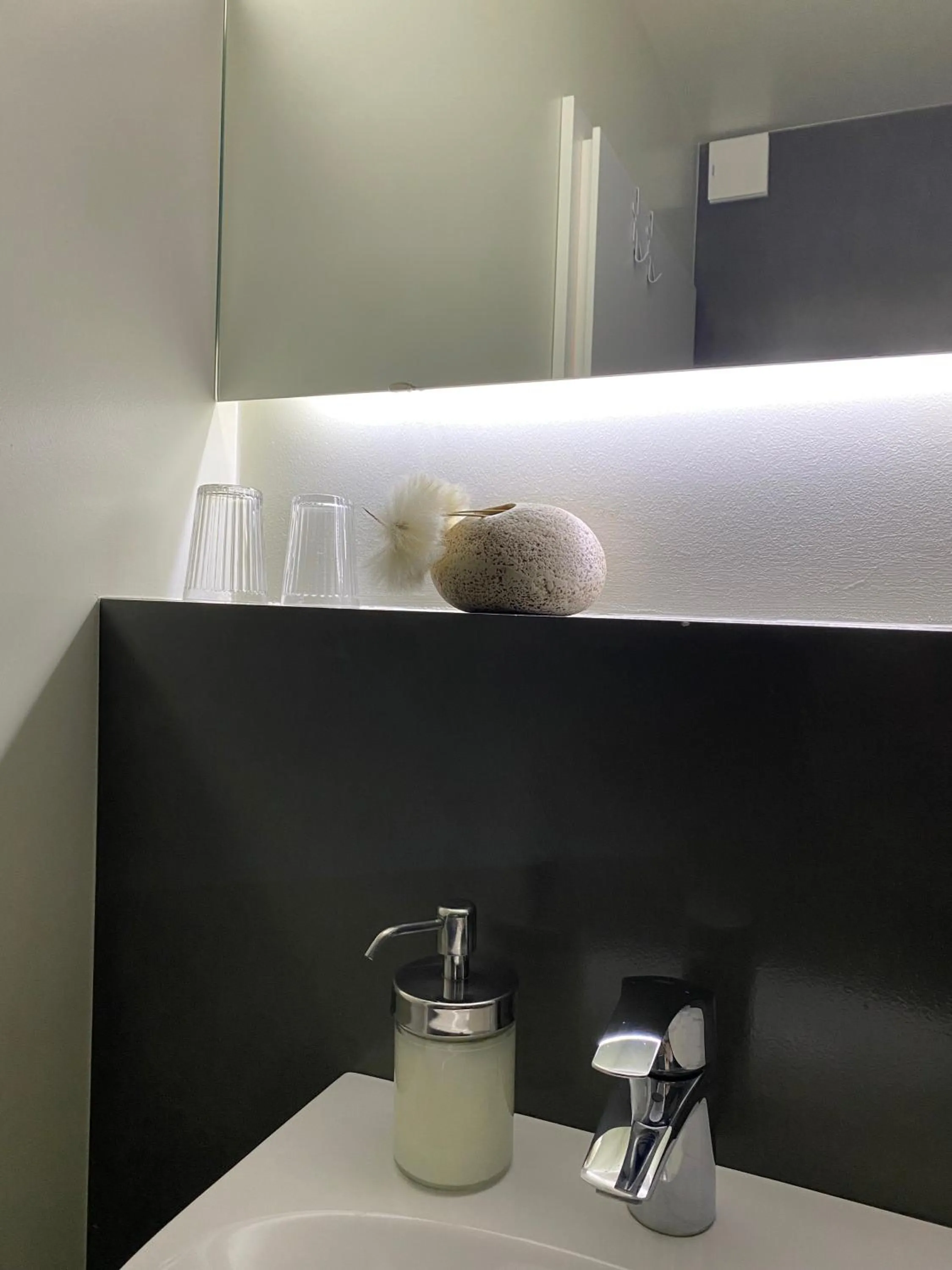 Bathroom in Fljótsbakki Hotel