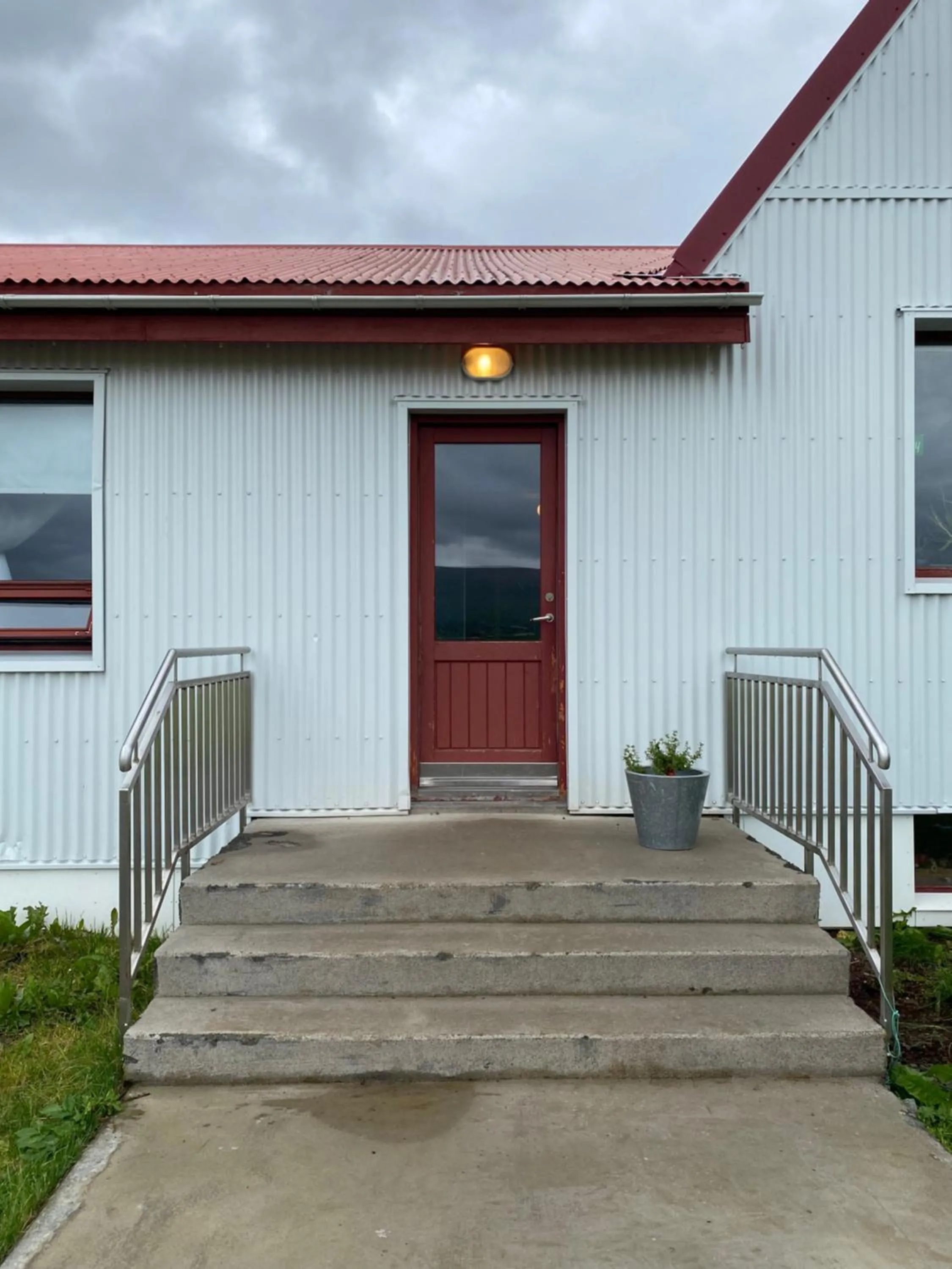 Property building in Fljótsbakki Hotel