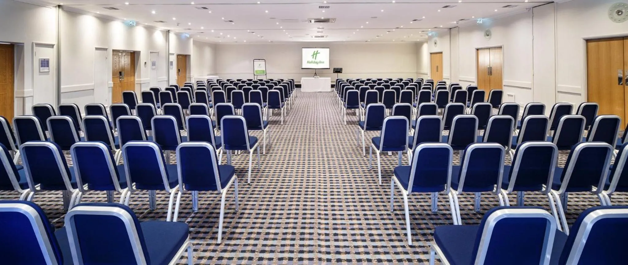 Meeting/conference room in Holiday Inn Basildon by IHG