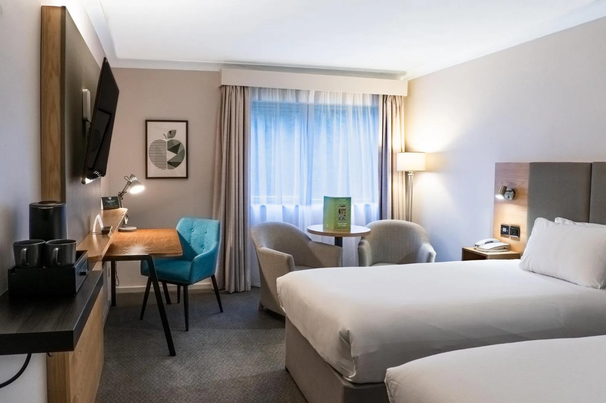 Photo of the whole room, Bed in Holiday Inn Maidstone-Sevenoaks by IHG