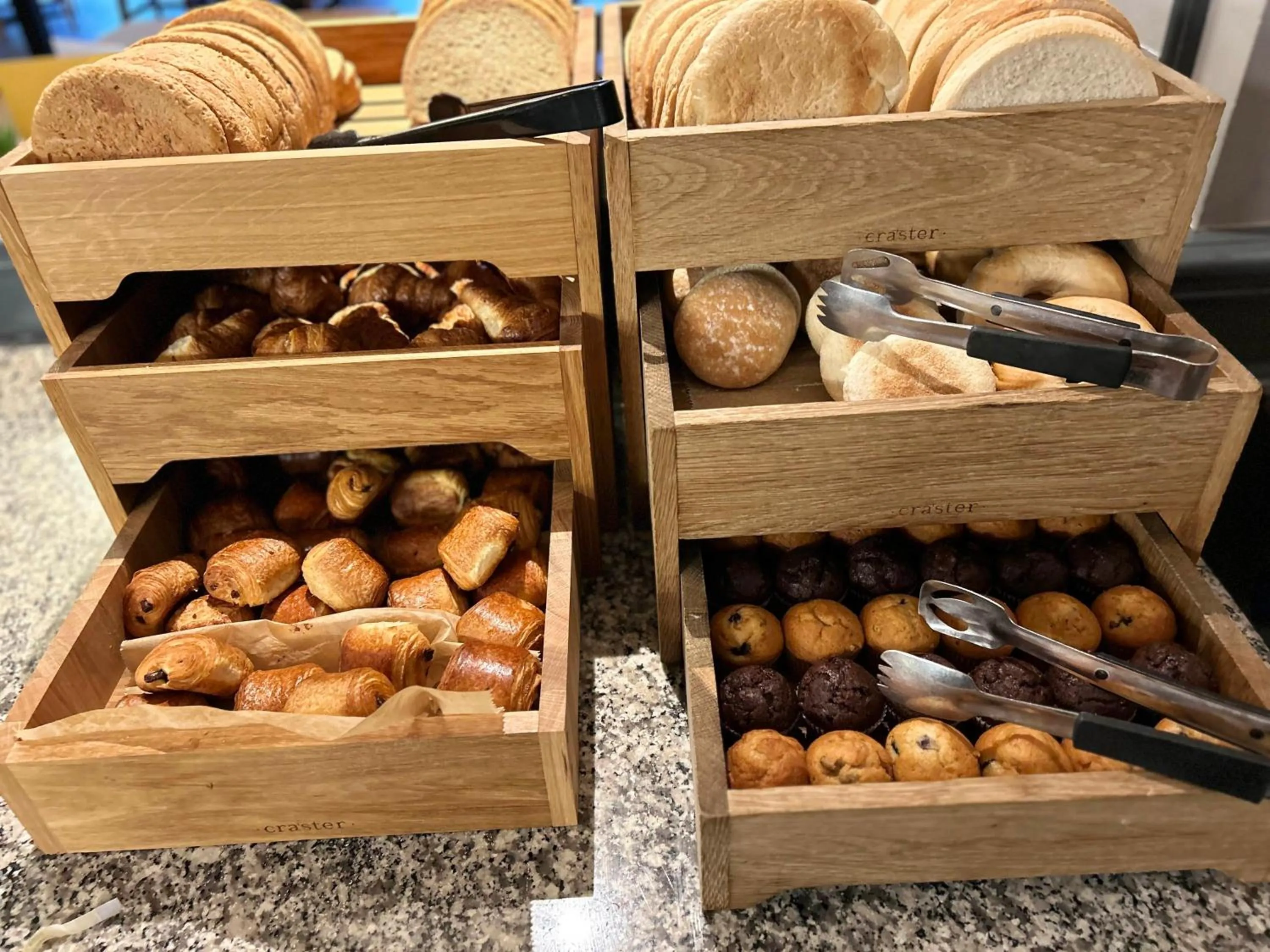 Breakfast in Holiday Inn Maidstone-Sevenoaks by IHG