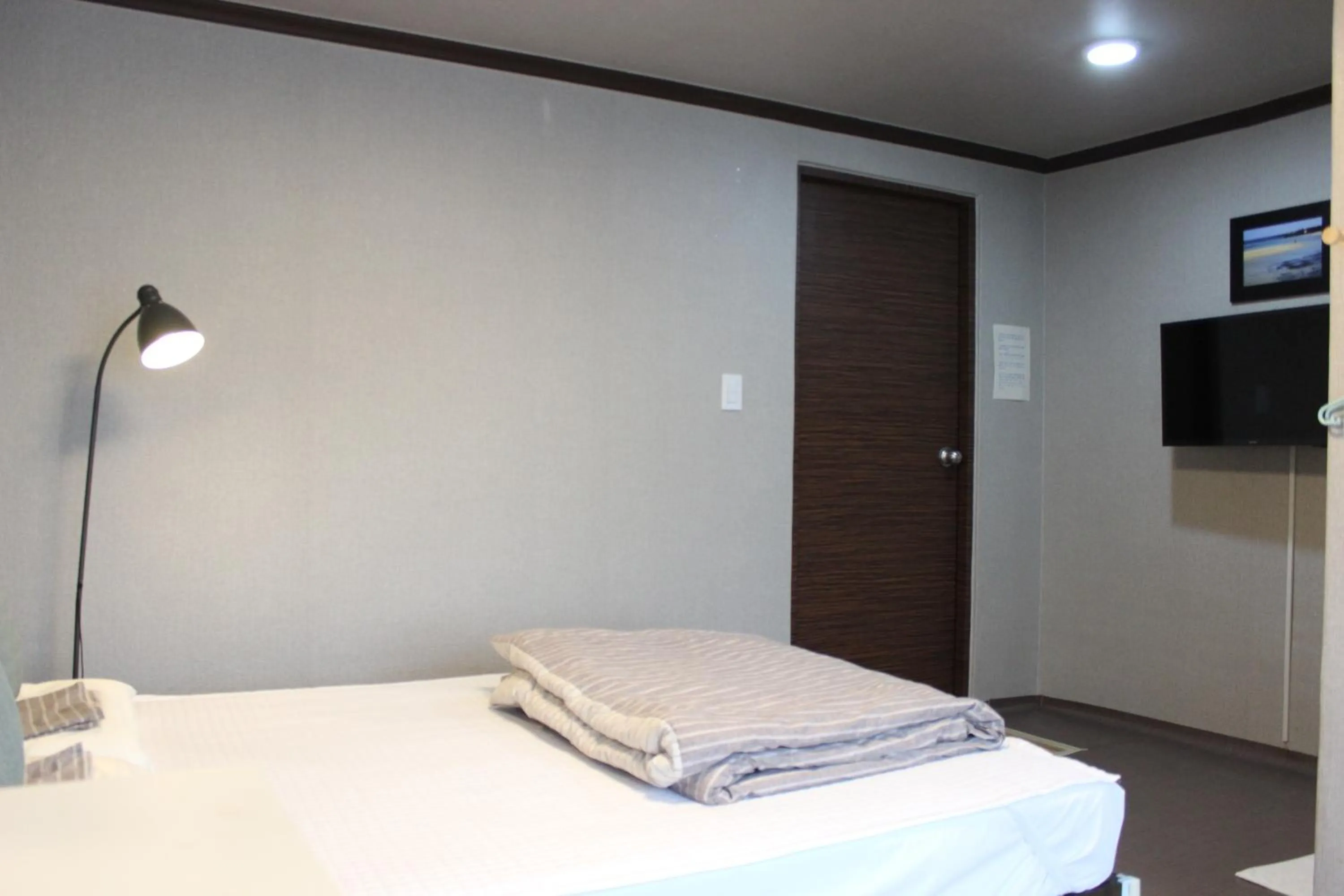 Bed in Blue Door Hostel Guesthouse