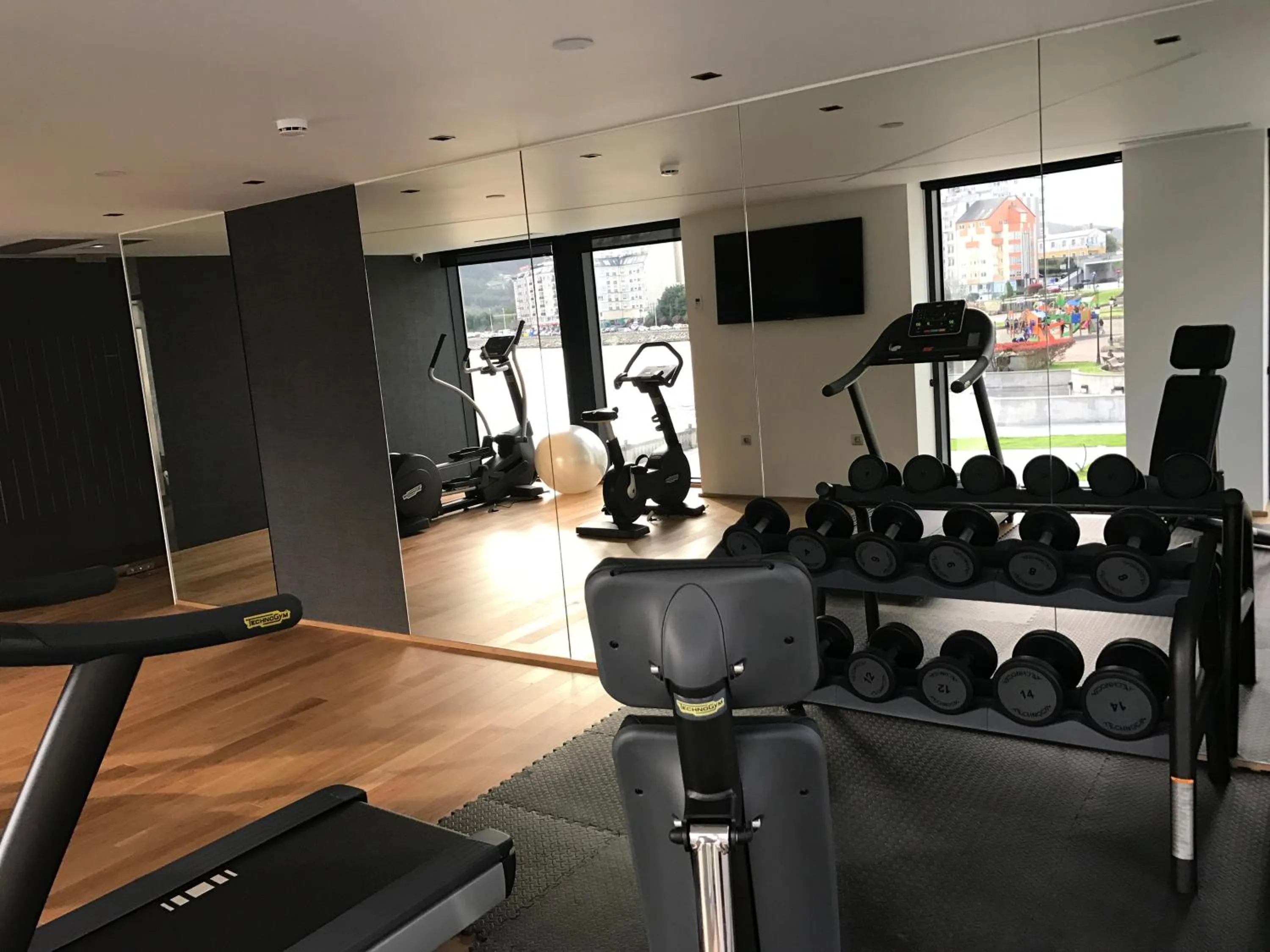 Fitness centre/facilities in Hotel U Viveiro
