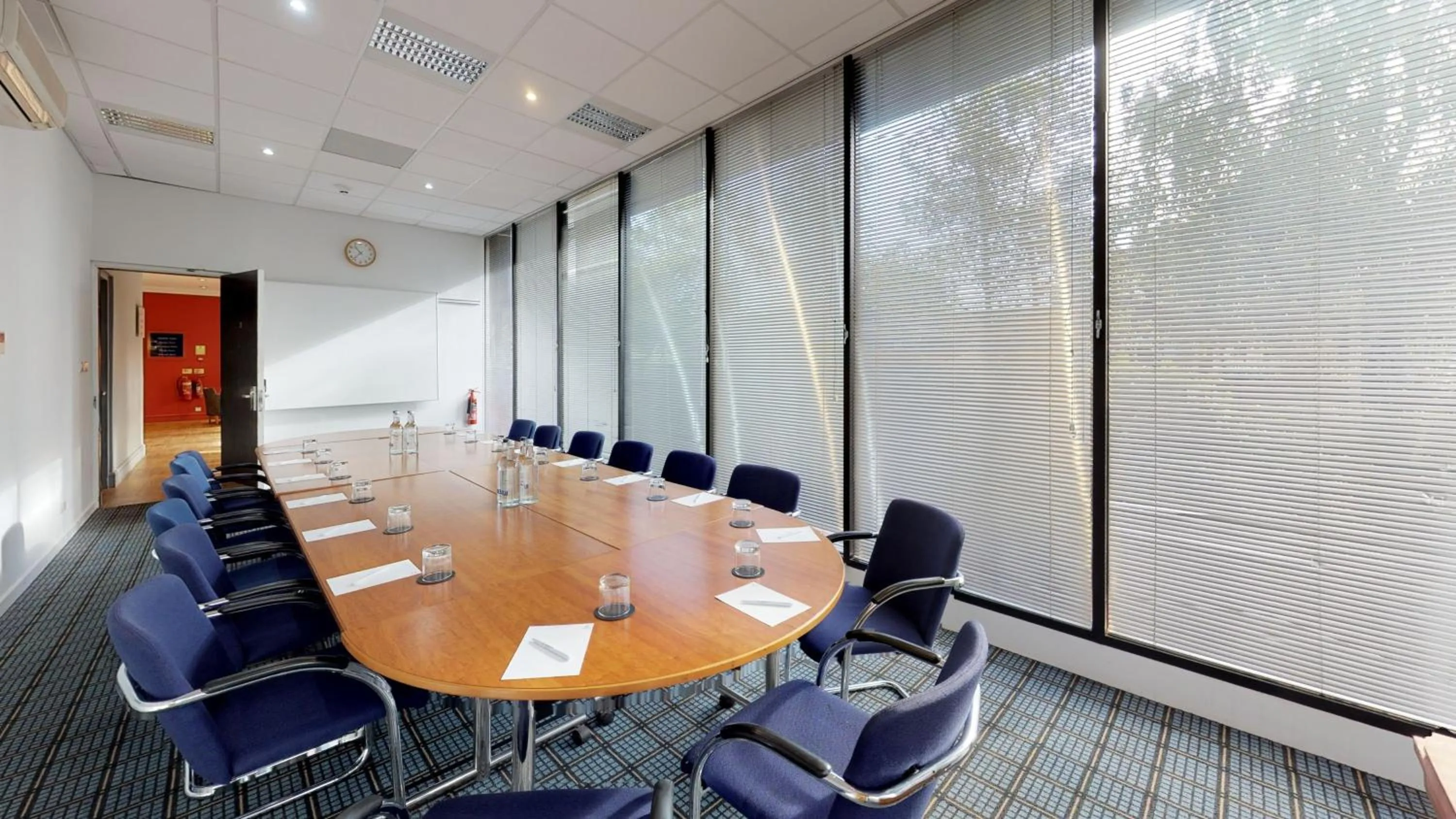 Meeting/conference room in Holiday Inn Runcorn M56 Junction 12 by IHG