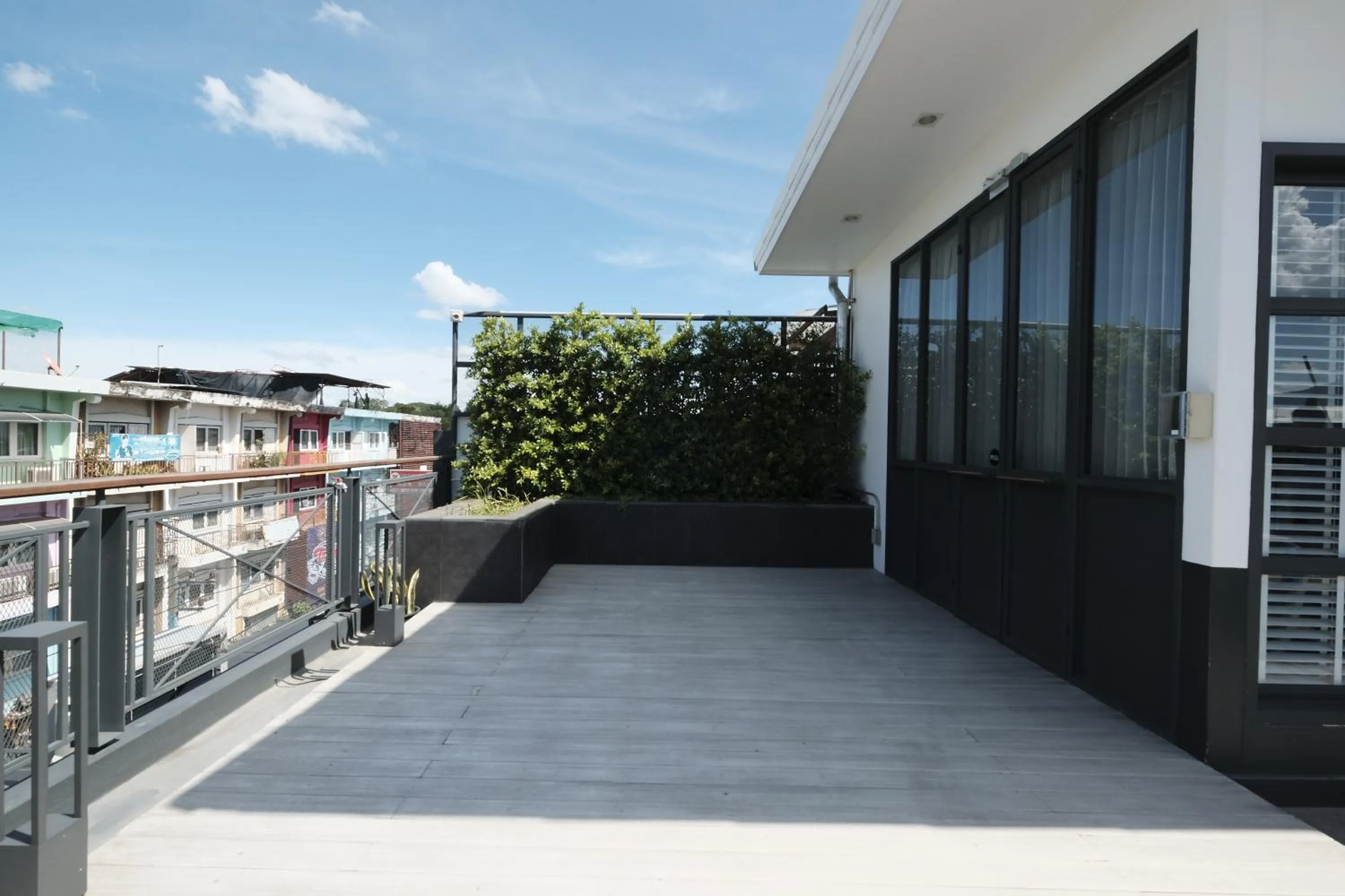 Balcony/Terrace in Iron32 Hotel