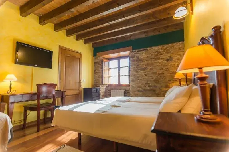 Double or Twin Room in Casa do Merlo Double or Twin Room in Casa do Merlo