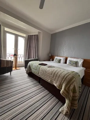 Bedroom, Bed in The Clifton