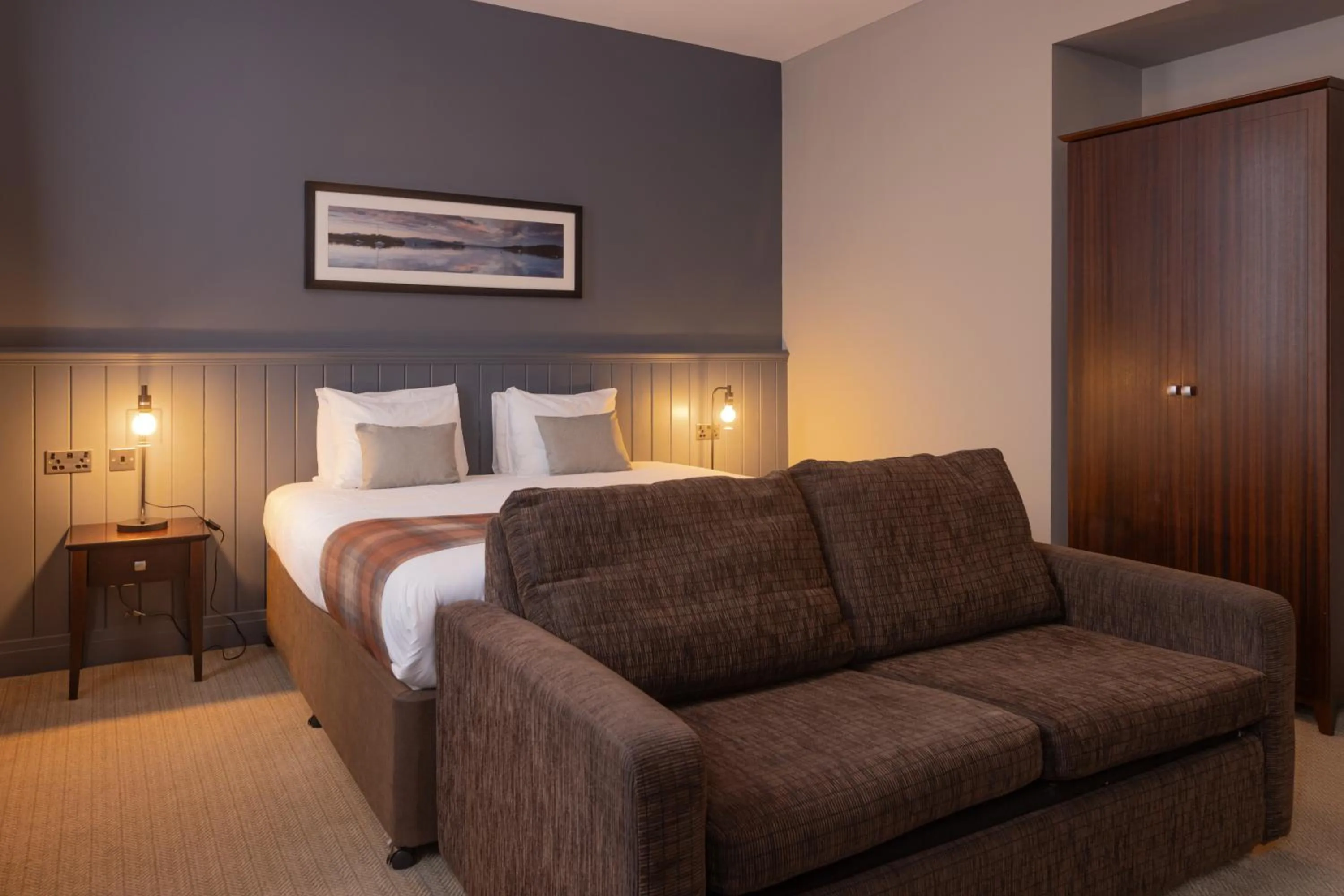 Photo of the whole room, Bed in Rosslea Hall Hotel