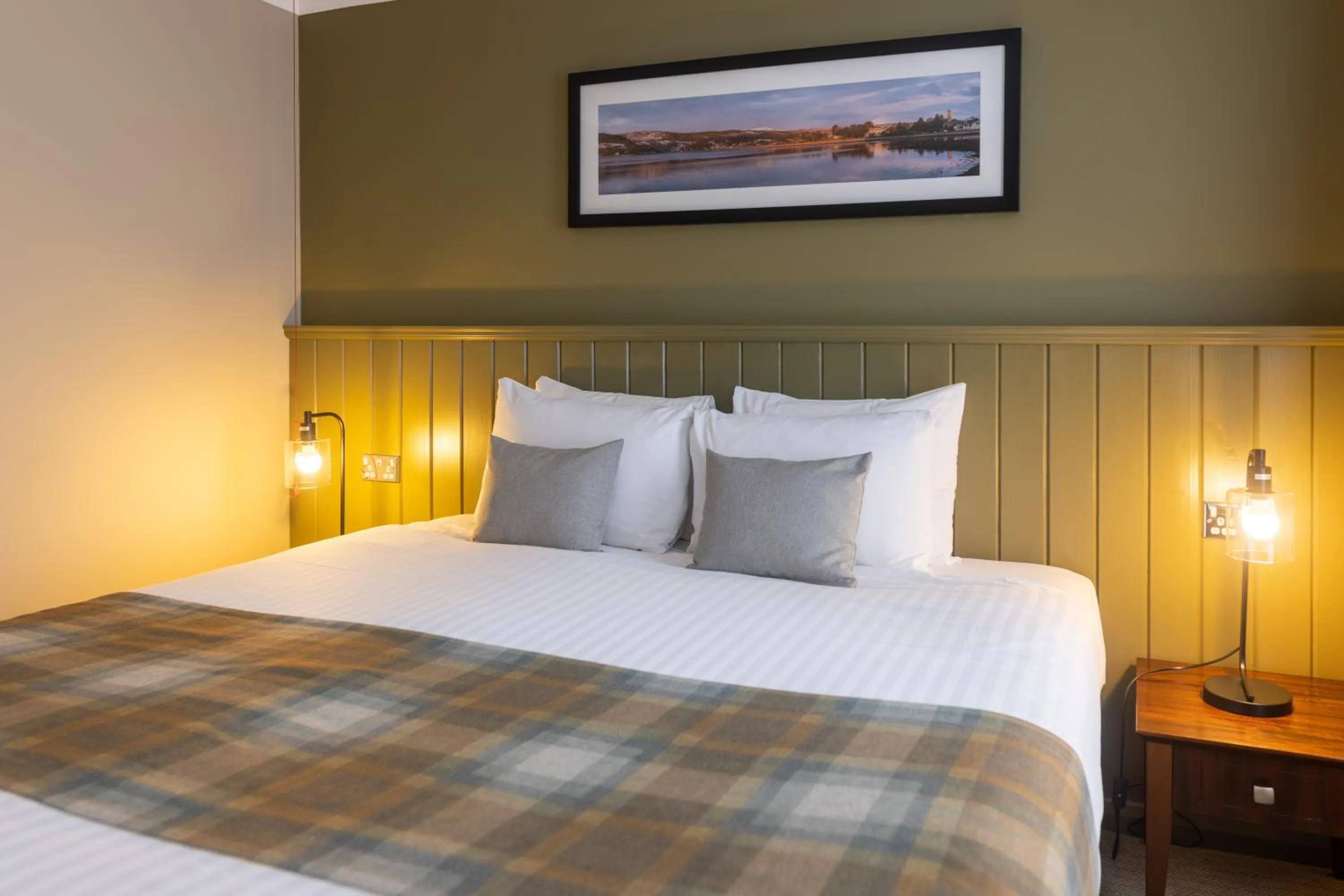 Bedroom, Bed in Rosslea Hall Hotel