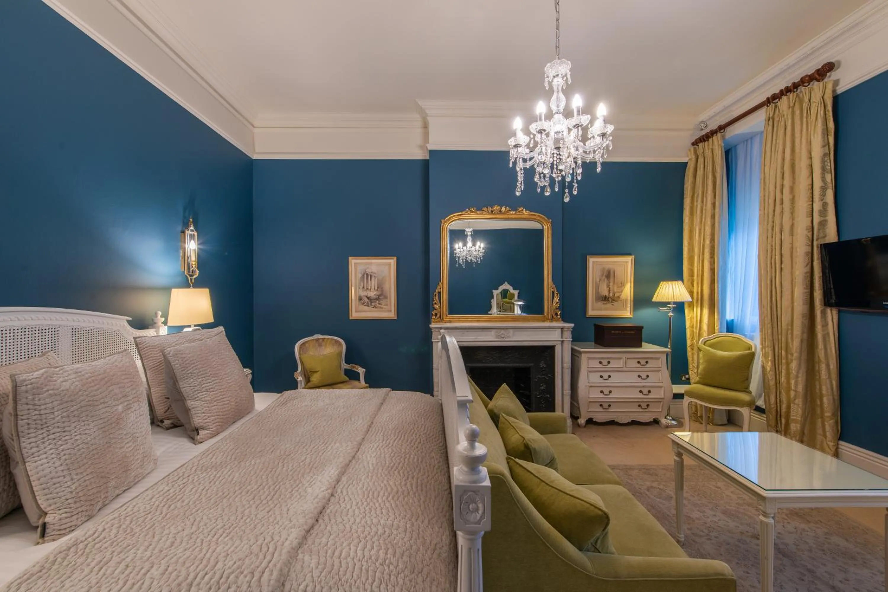 Bedroom in Rushton Hall Hotel and Spa