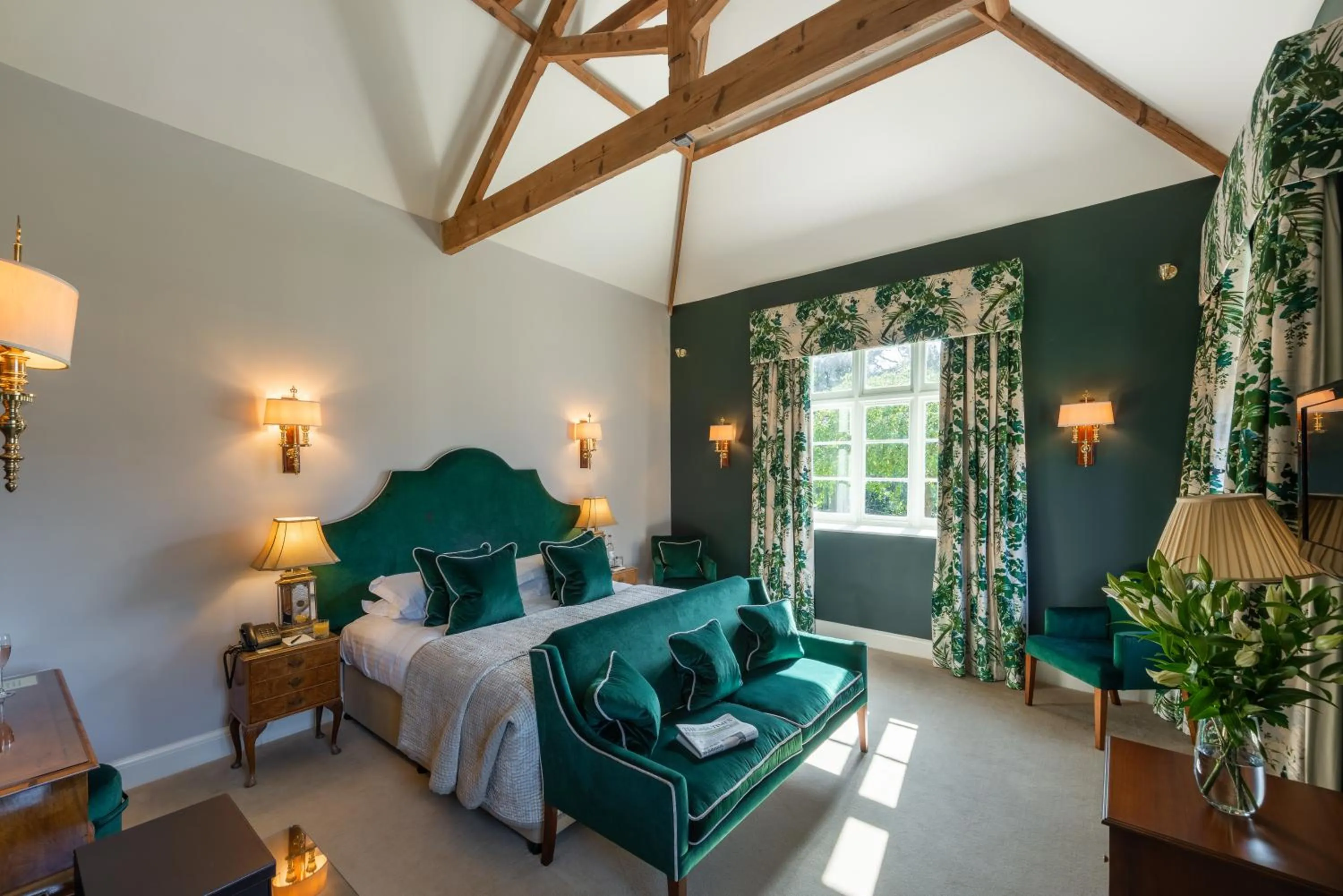 Bedroom, Bed in Rushton Hall Hotel and Spa