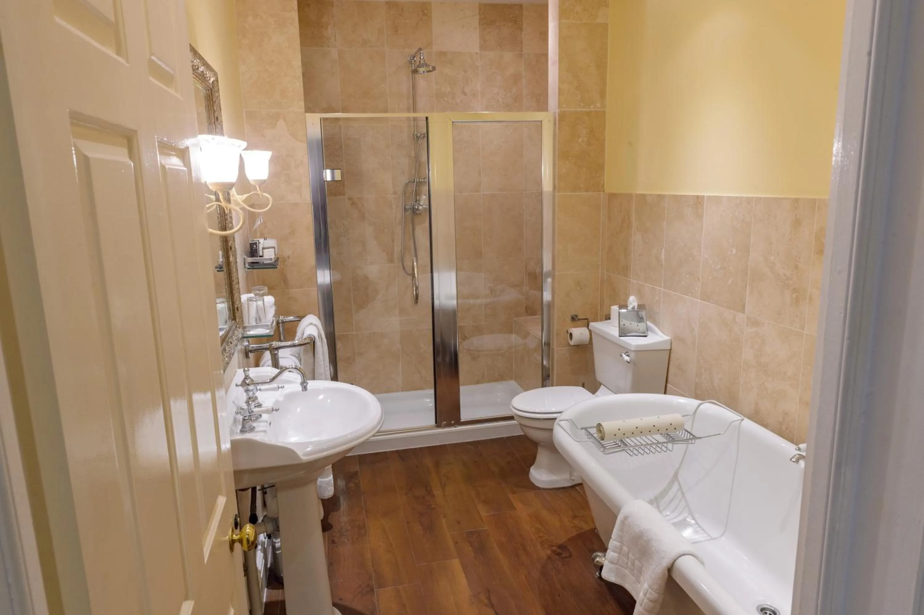 Bathroom in Hintlesham Hall Hotel
