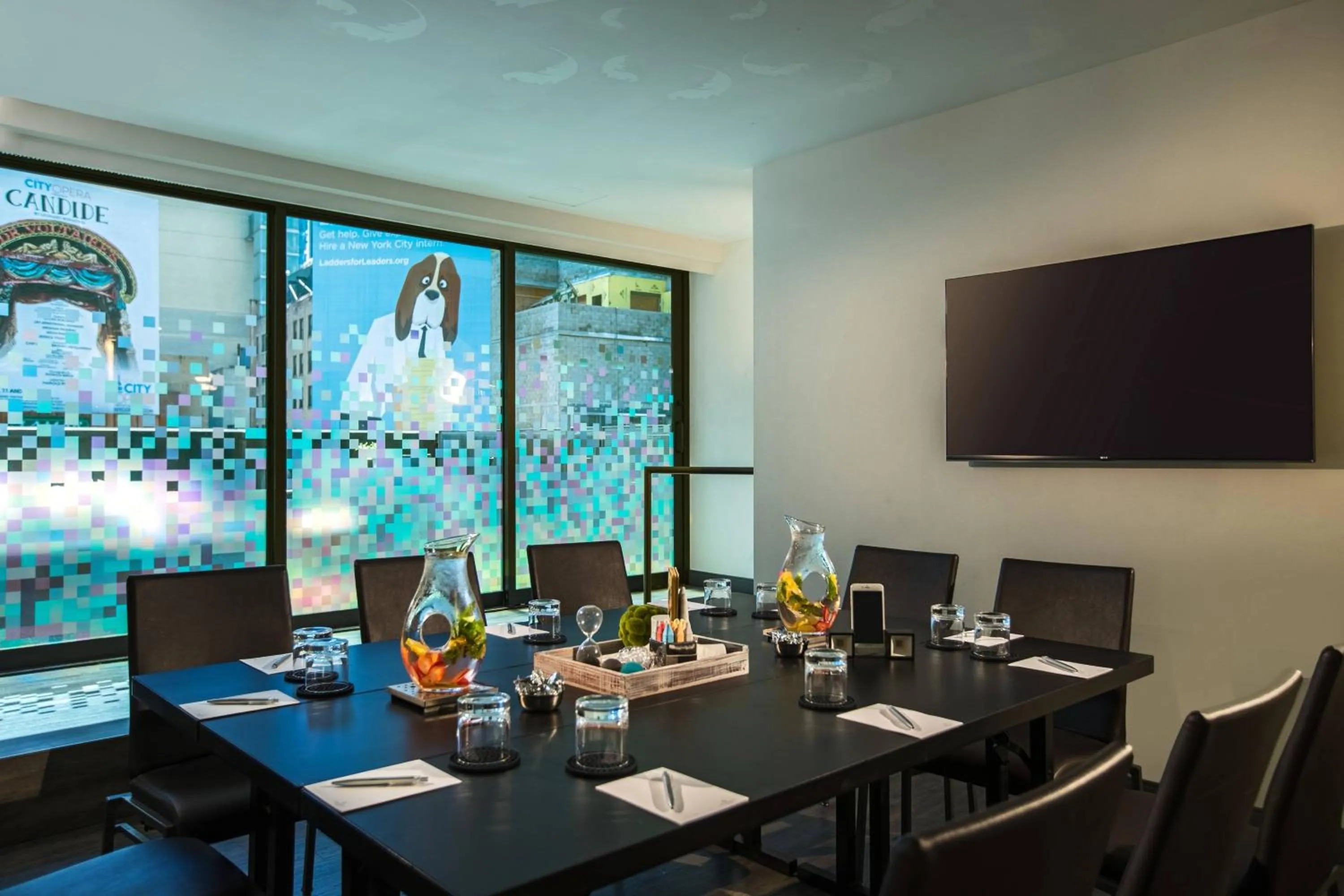 Meeting/conference room in Renaissance New York Times Square by Marriott