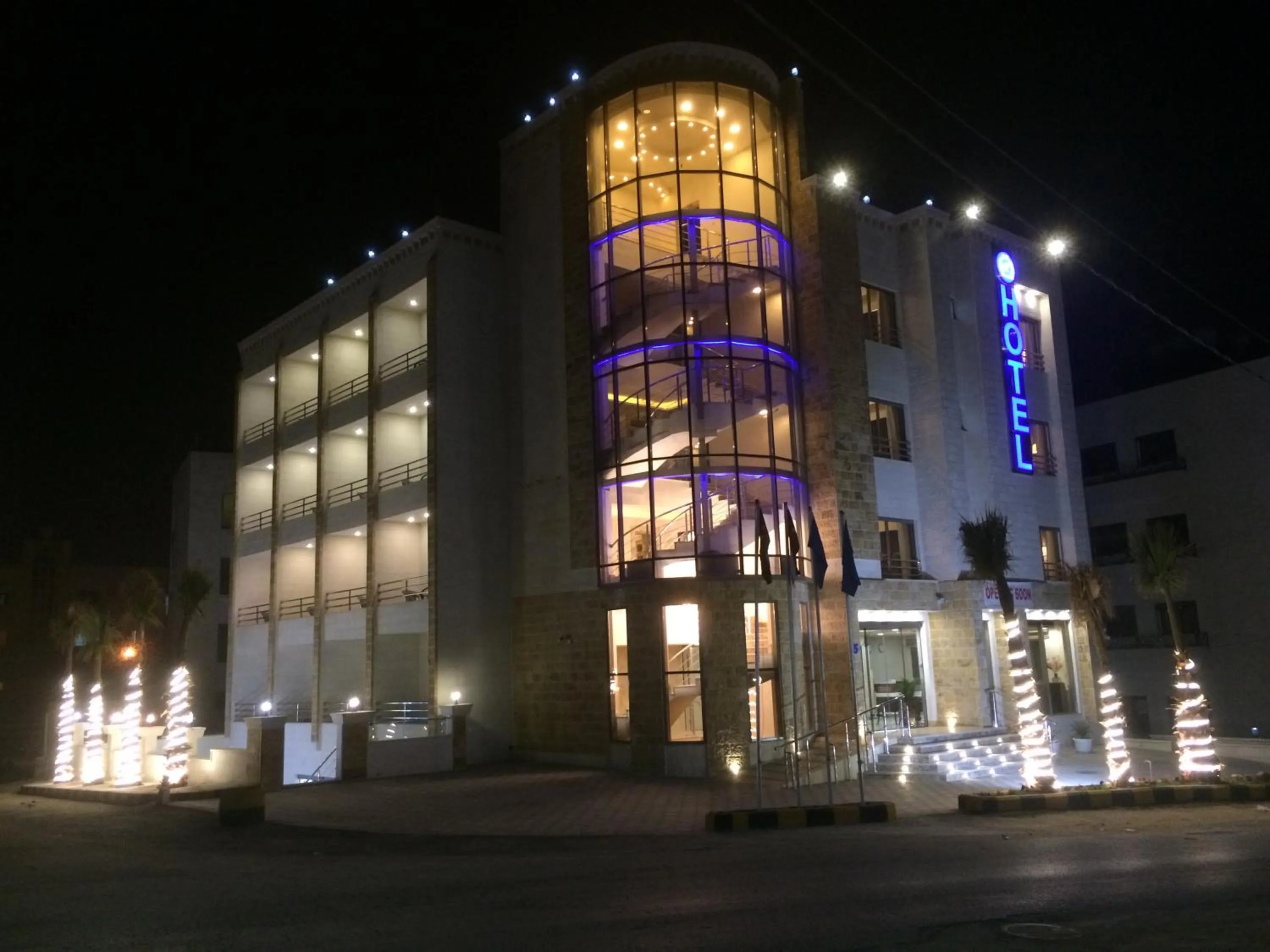 Facade/entrance in Aljamal Hotel