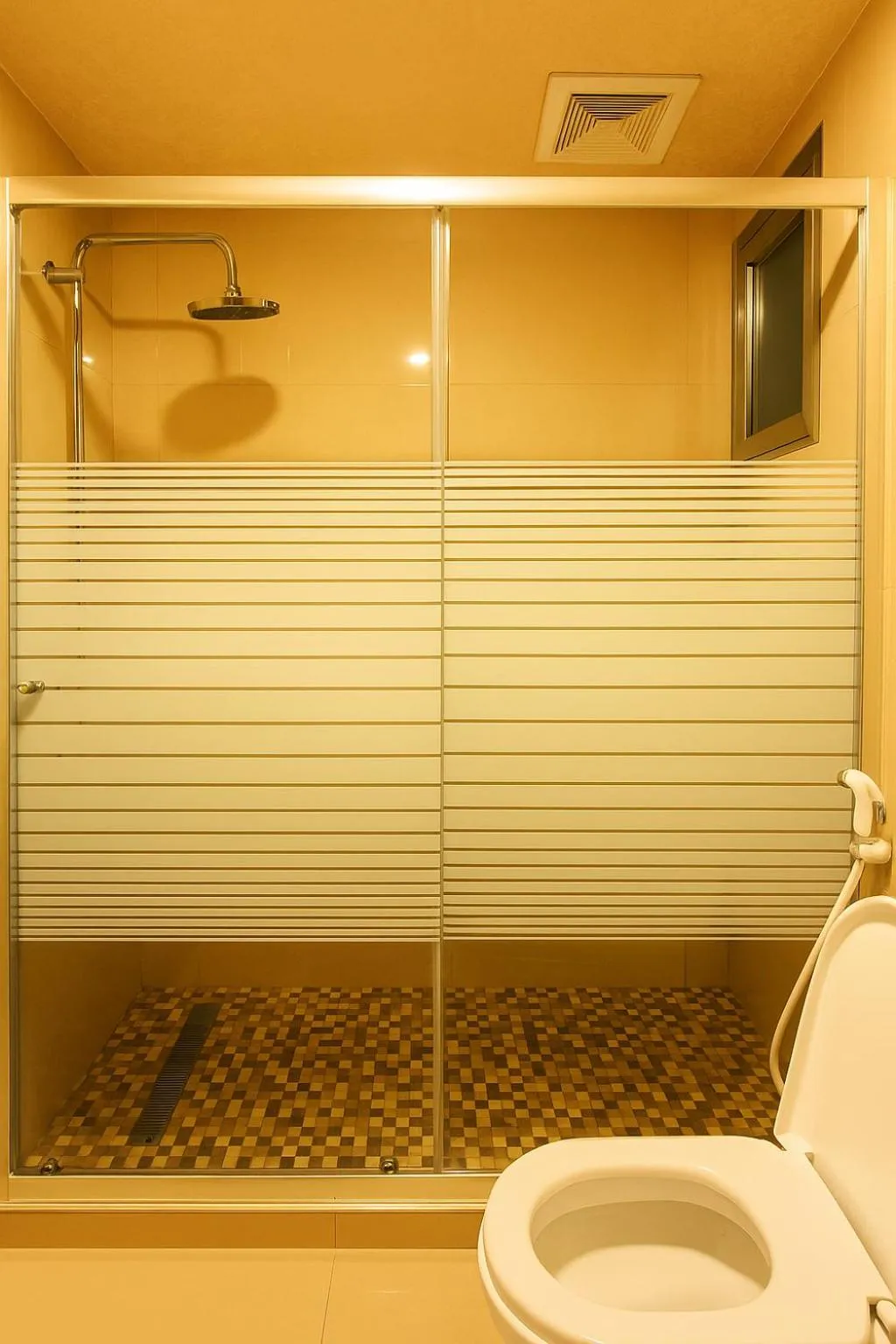 Bathroom in Aljamal Hotel