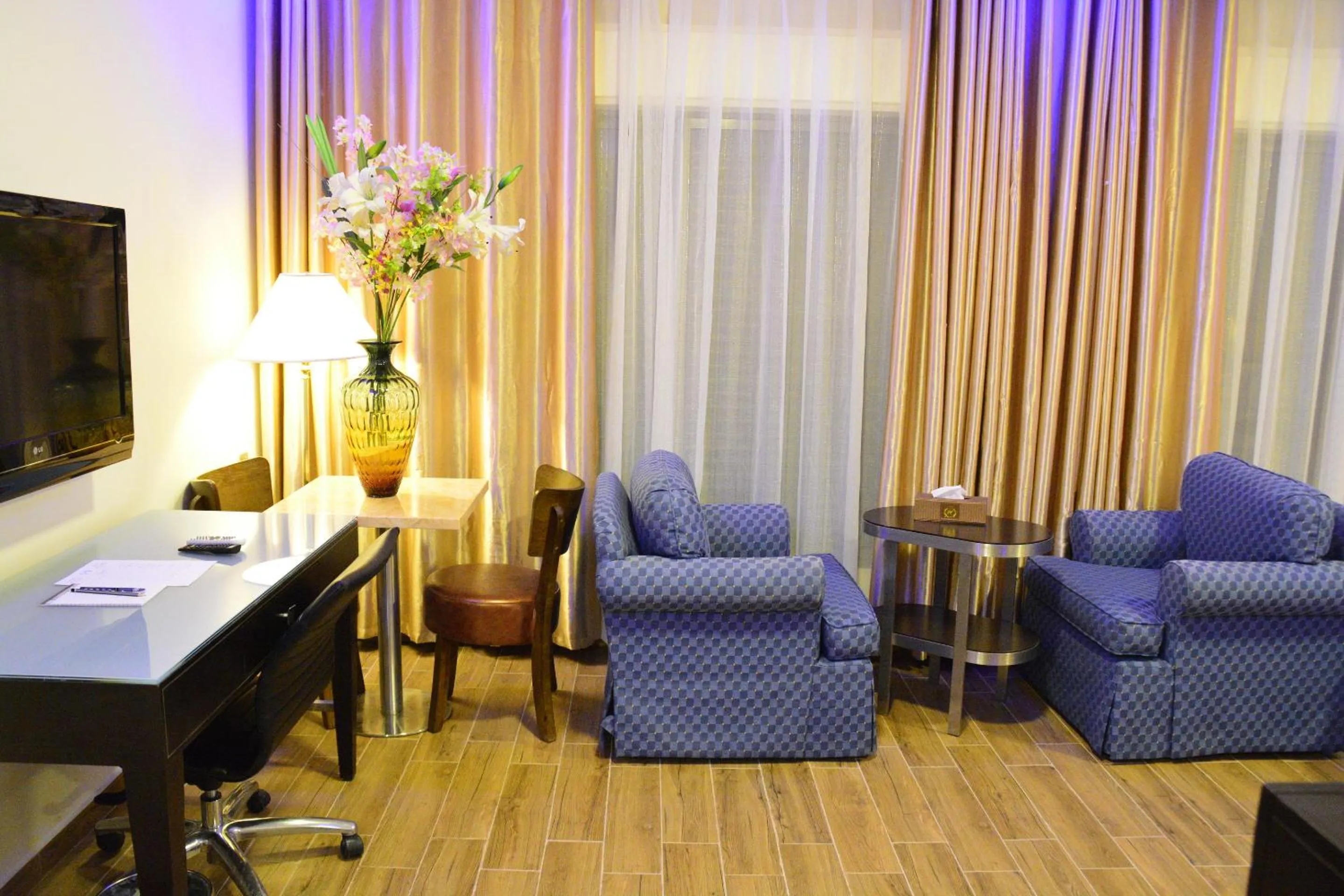 Decorative detail in Aljamal Hotel